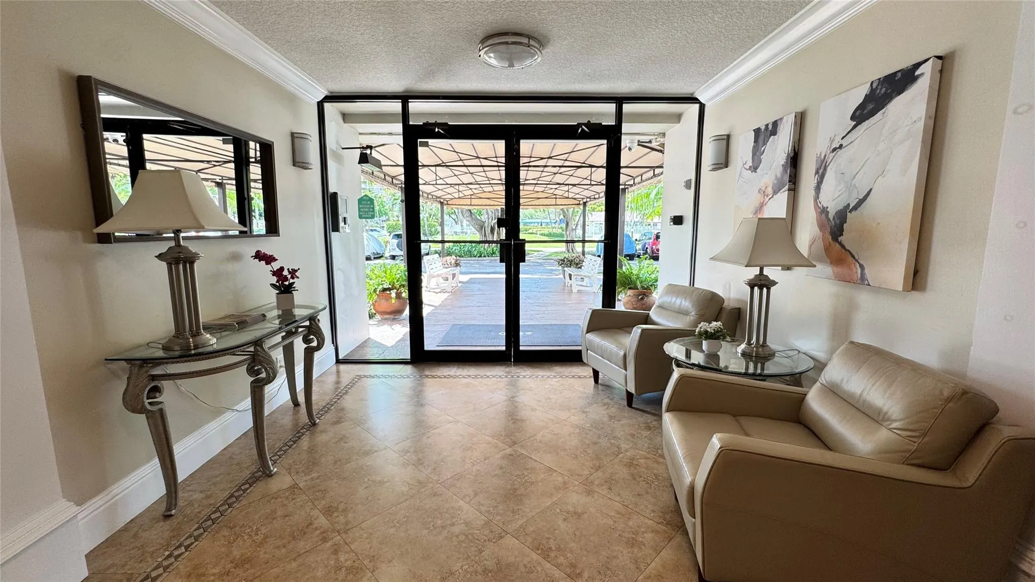 2650 S Course Dr, #401