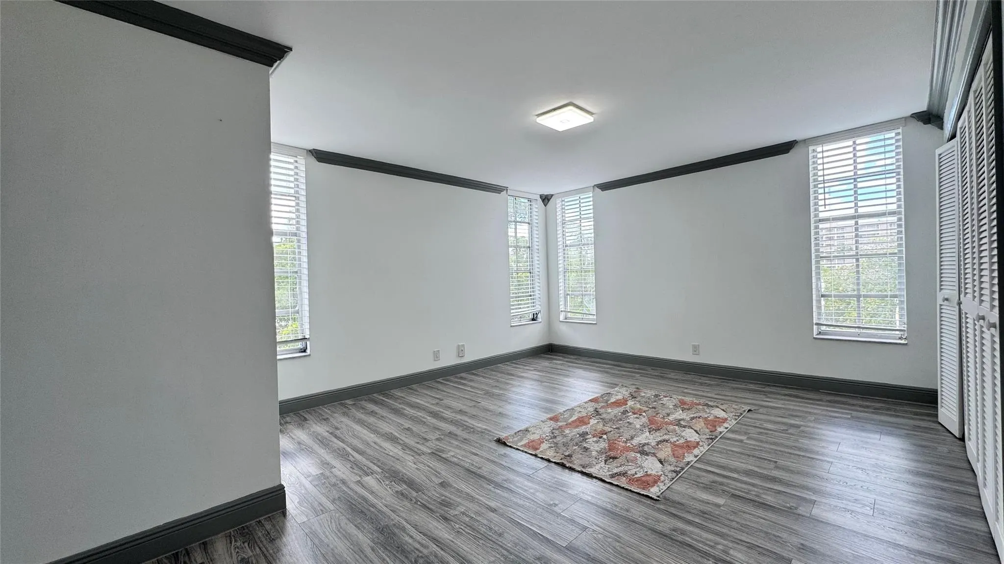 2650 S Course Dr, #401