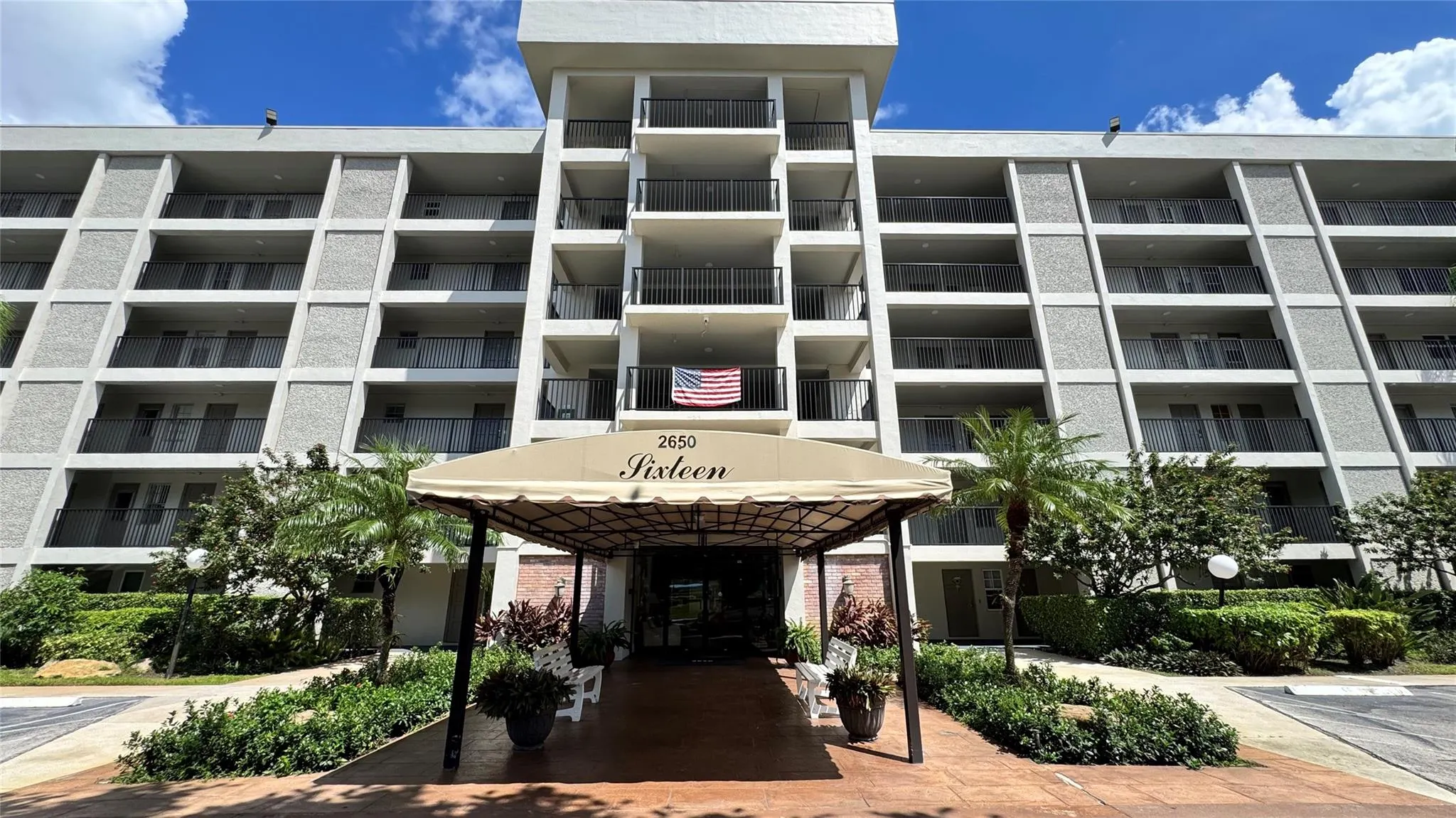 2650 S Course Dr, #401