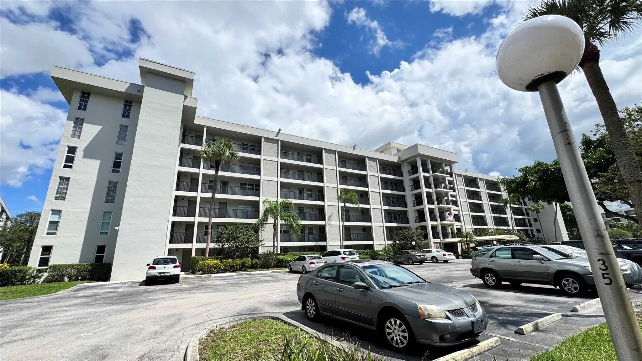 2650 S Course Dr, #401