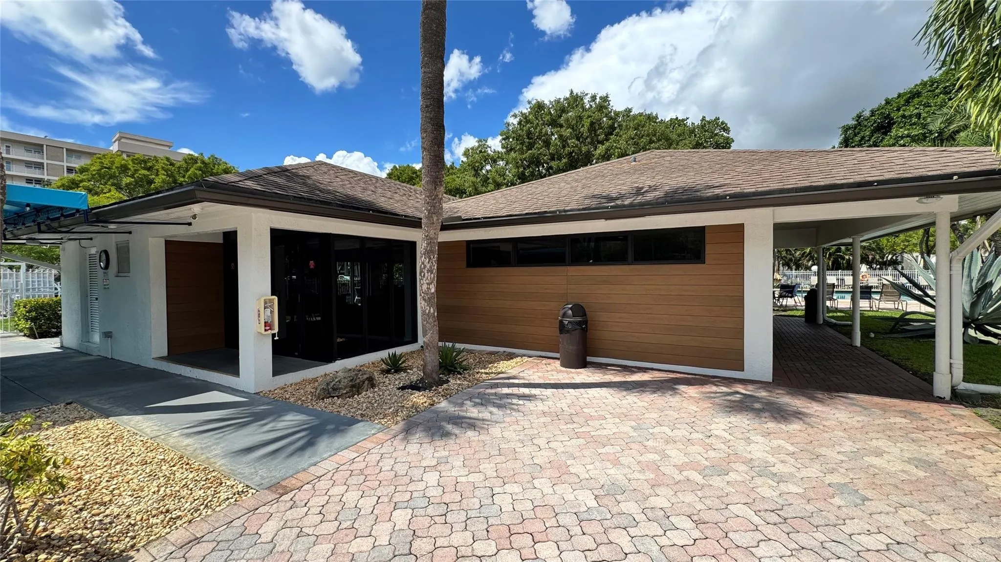 2650 S Course Dr, #401