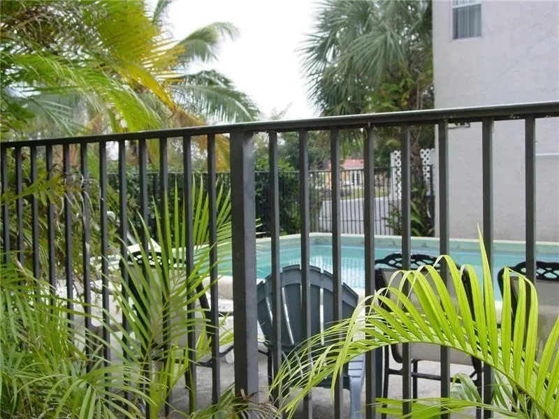 4309 Coral Springs Dr, #2-G