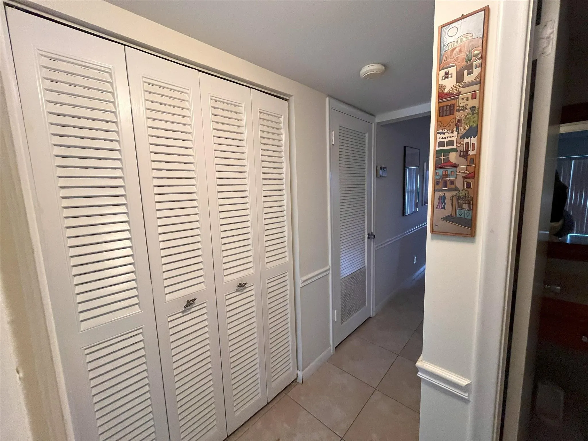 105 Wellington E, #105