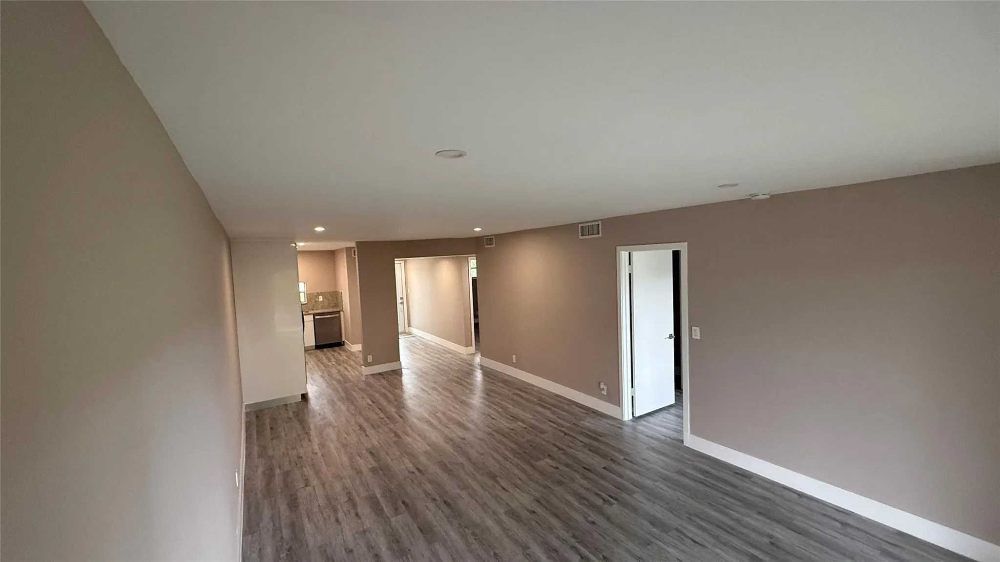 8962 S Hollybrook Blvd, #308