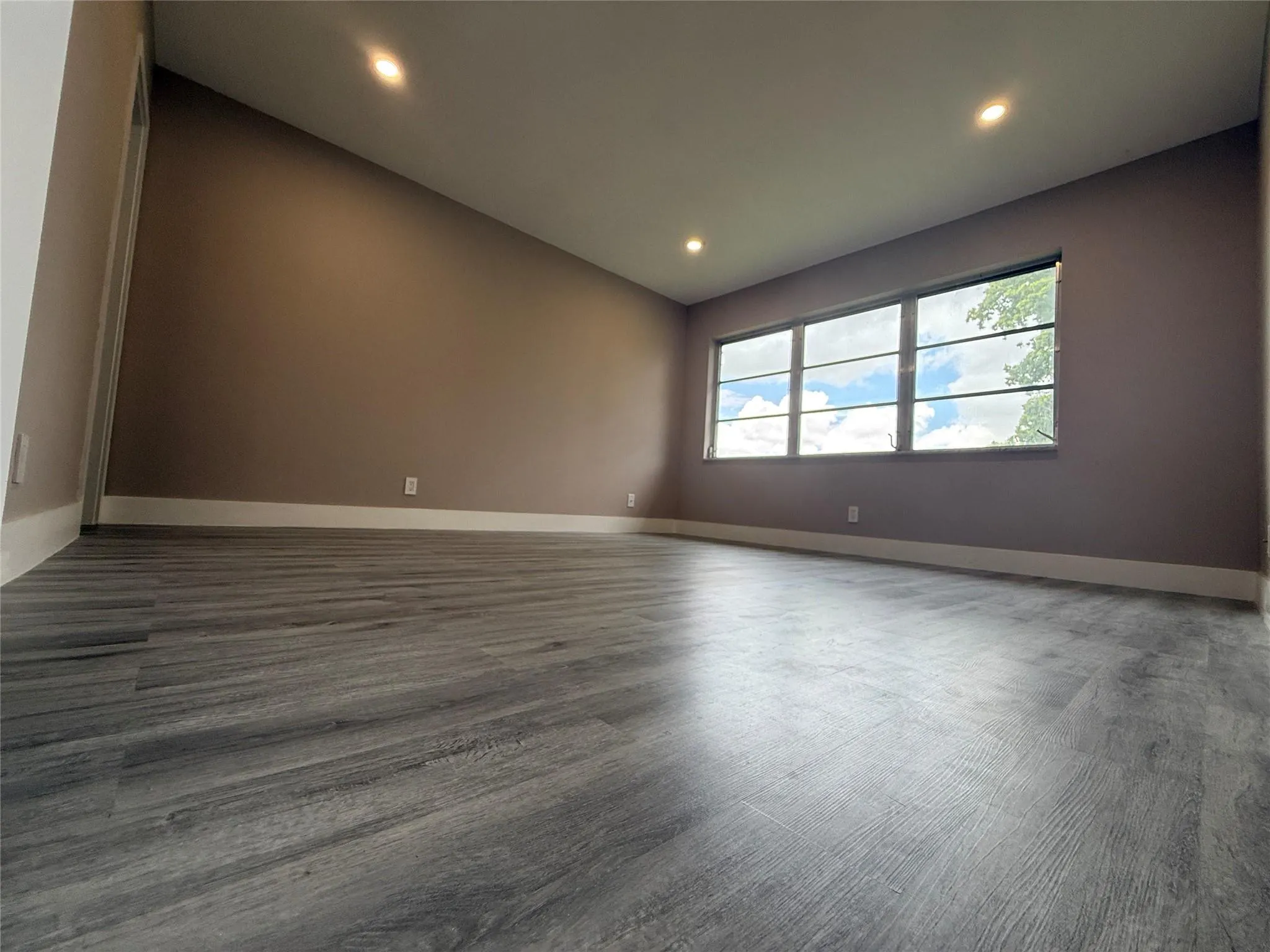 8962 S Hollybrook Blvd, #308