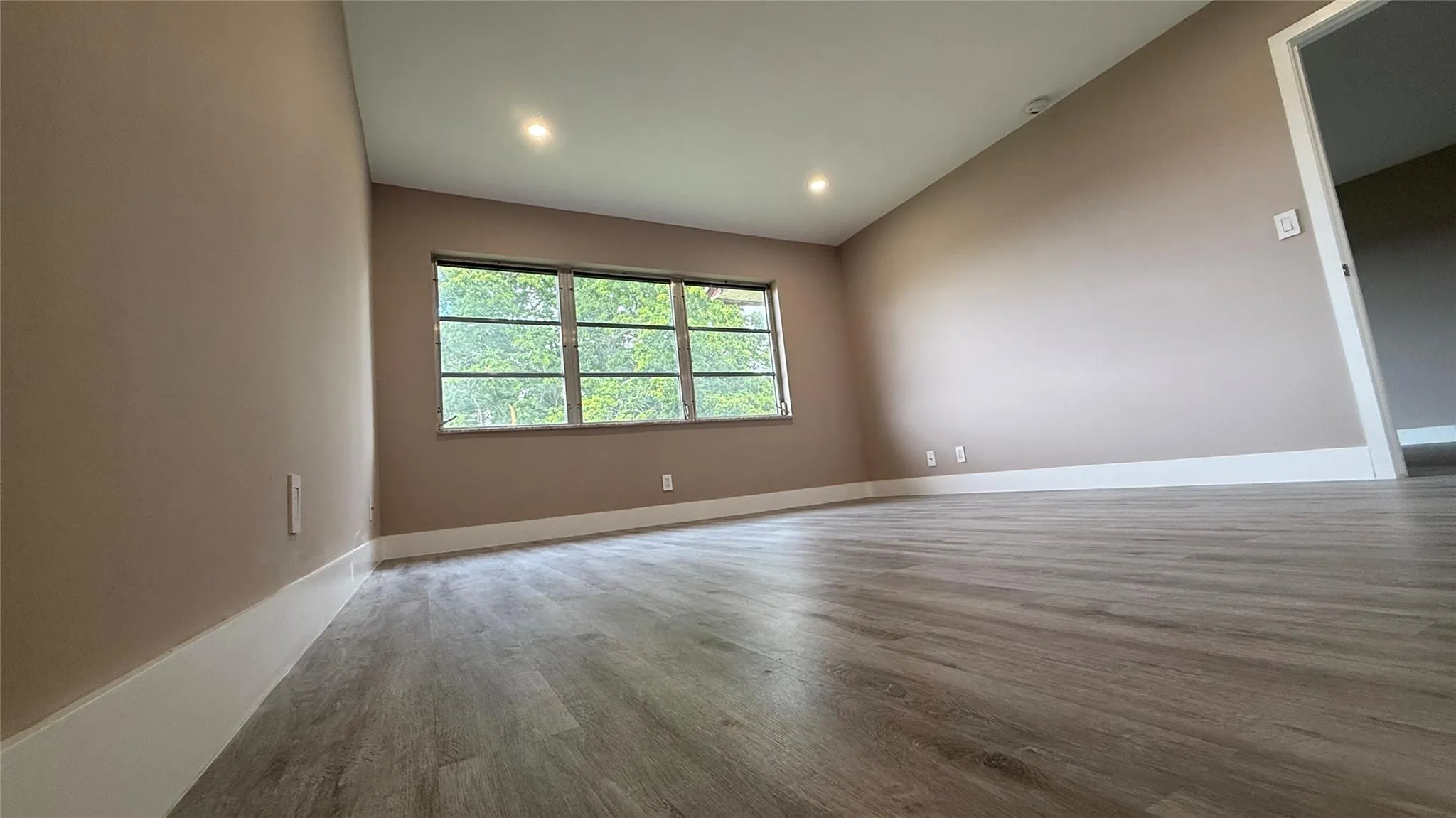 8962 S Hollybrook Blvd, #308