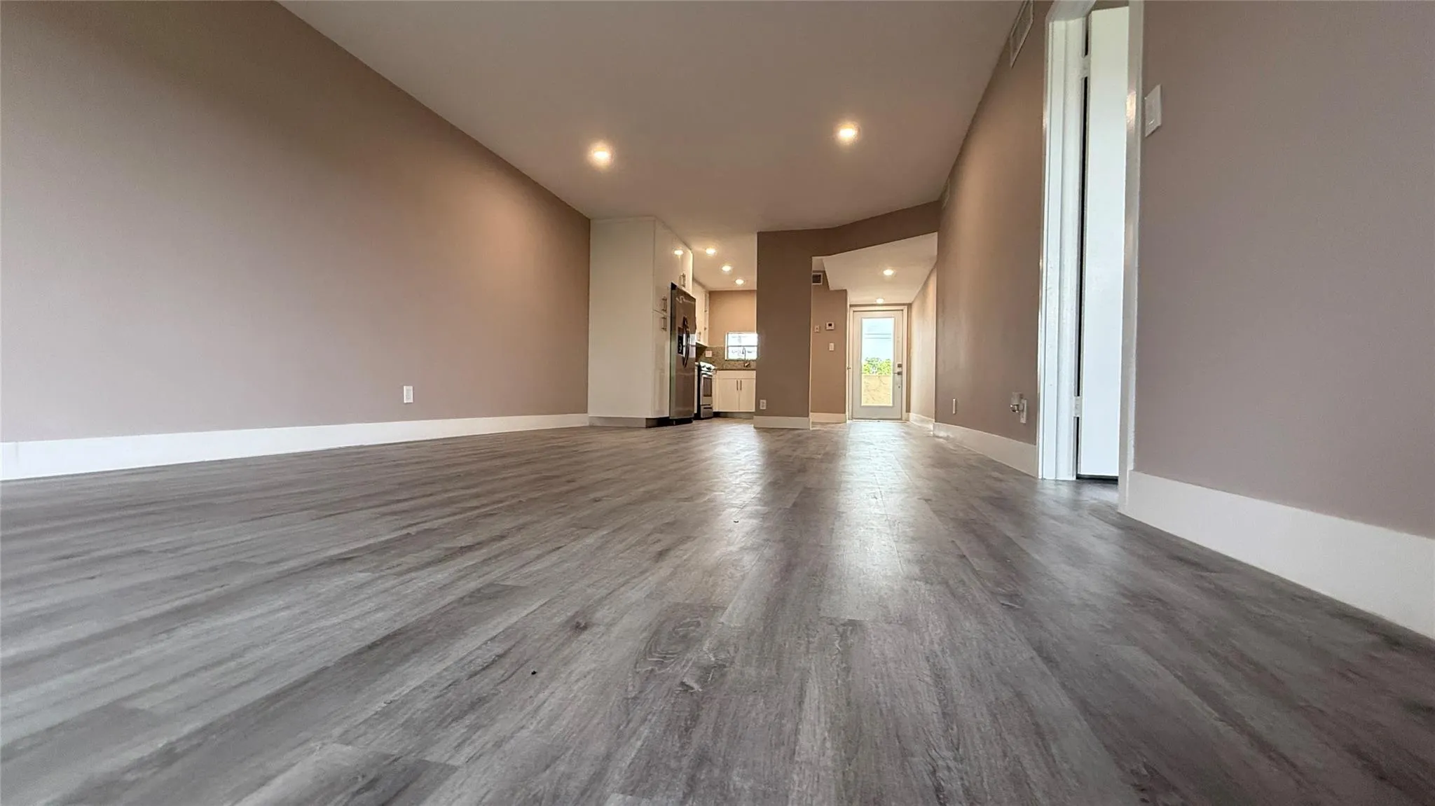 8962 S Hollybrook Blvd, #308