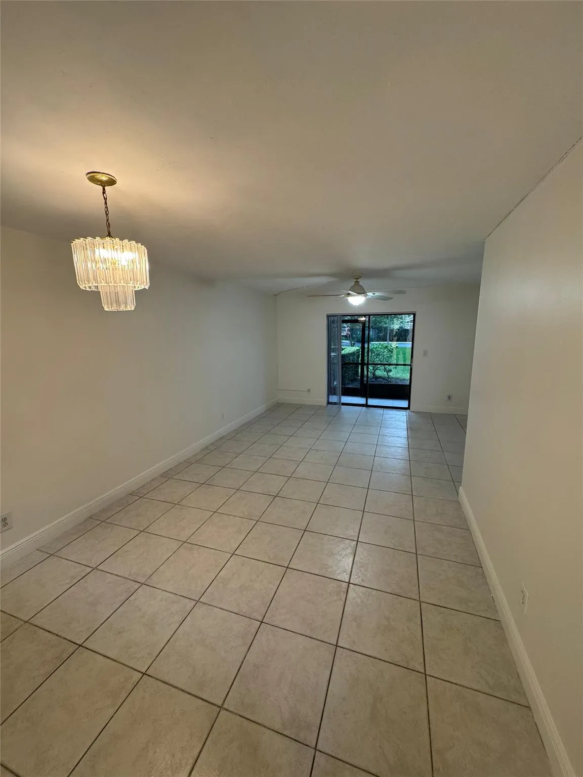 15805 W Waterside Cir, #106