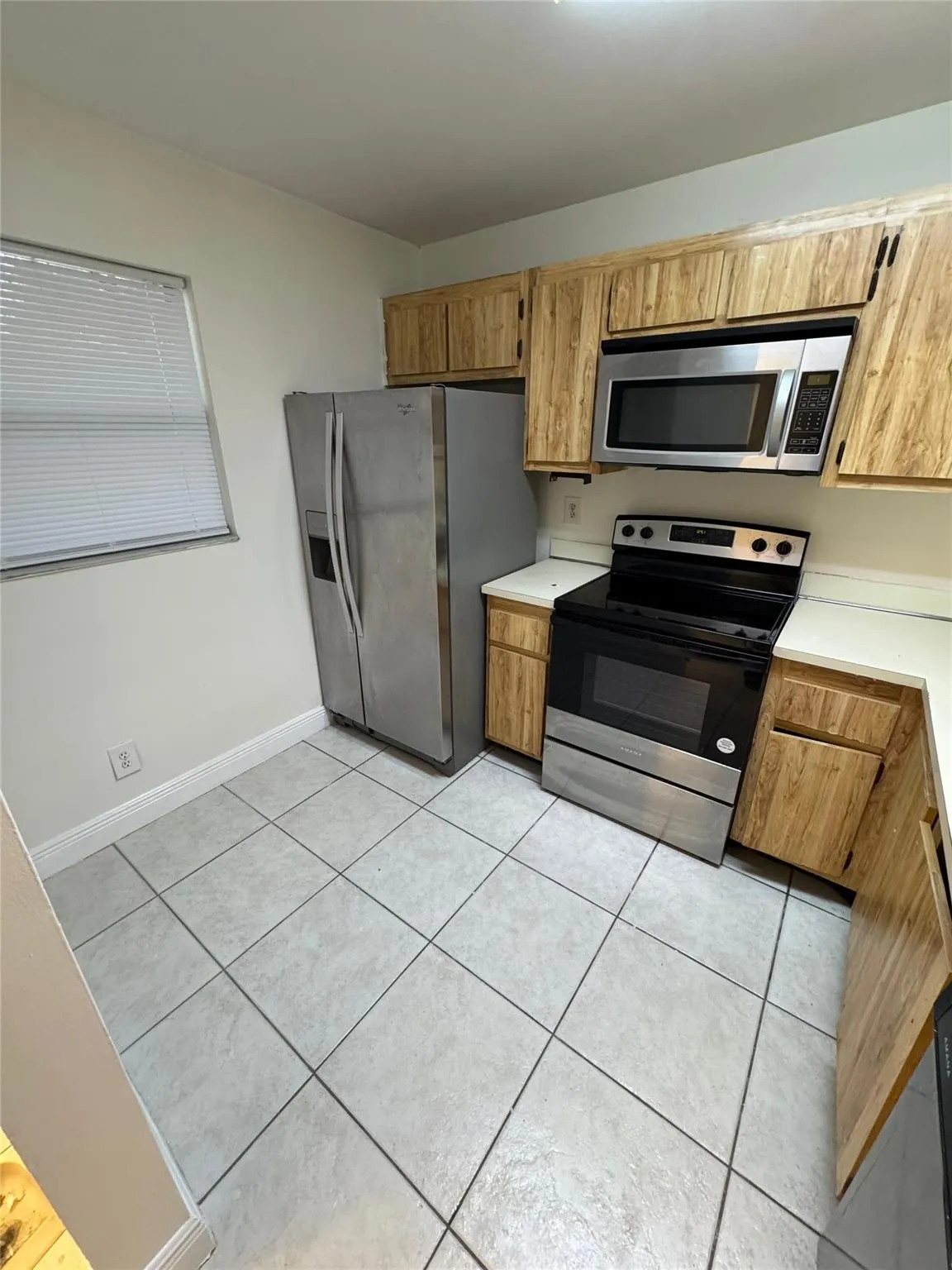 15805 W Waterside Cir, #106