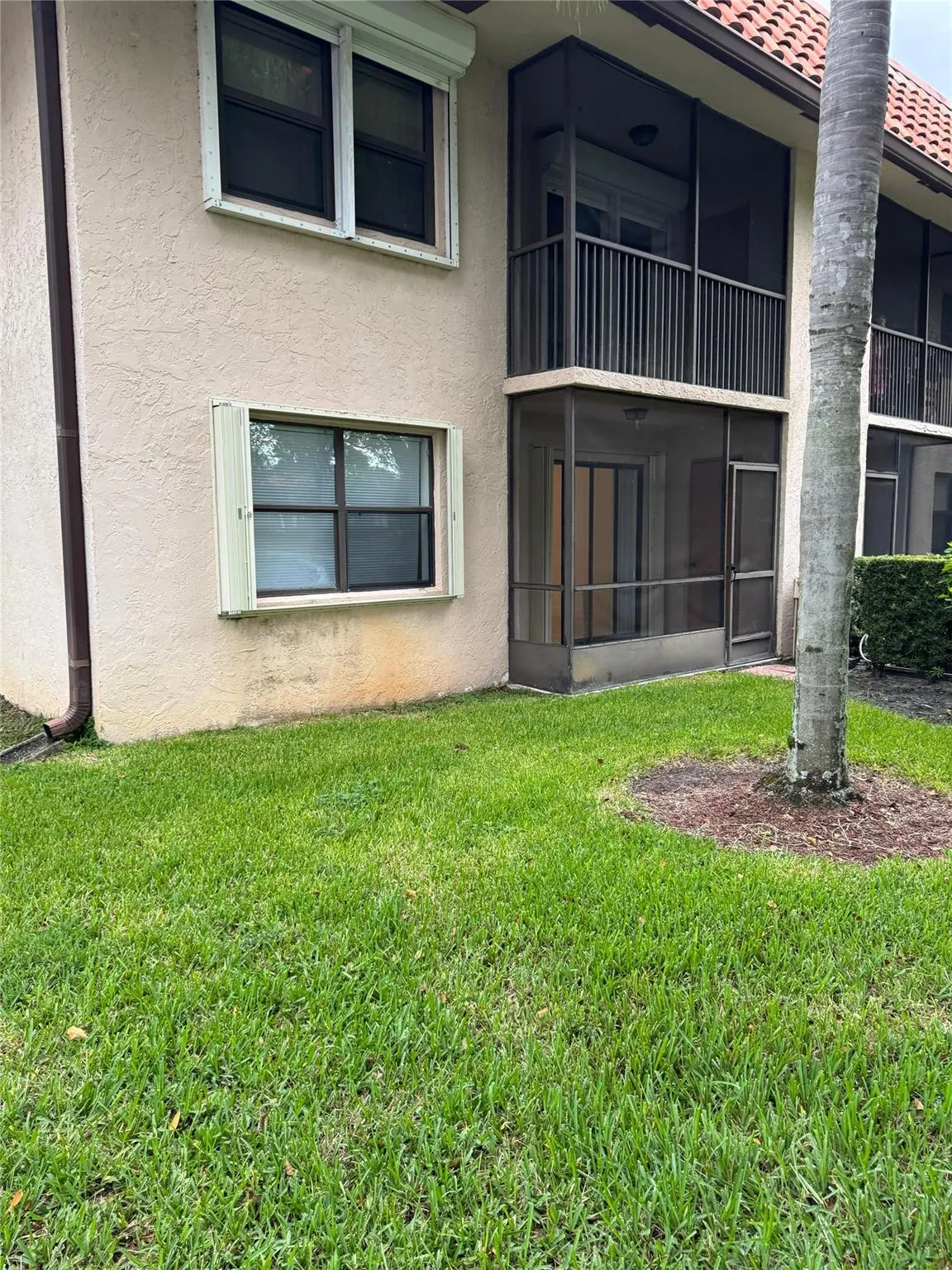 15805 W Waterside Cir, #106
