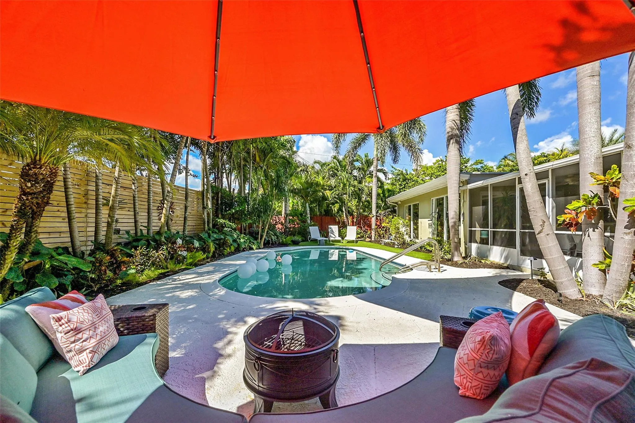 1424 NE 27th Street