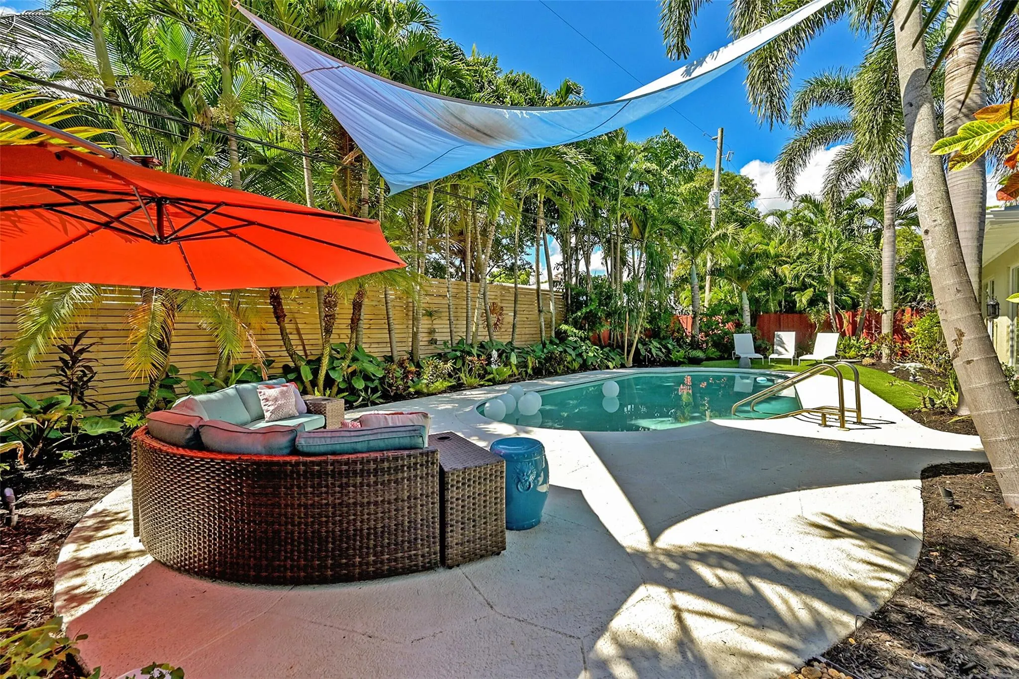 1424 NE 27th Street