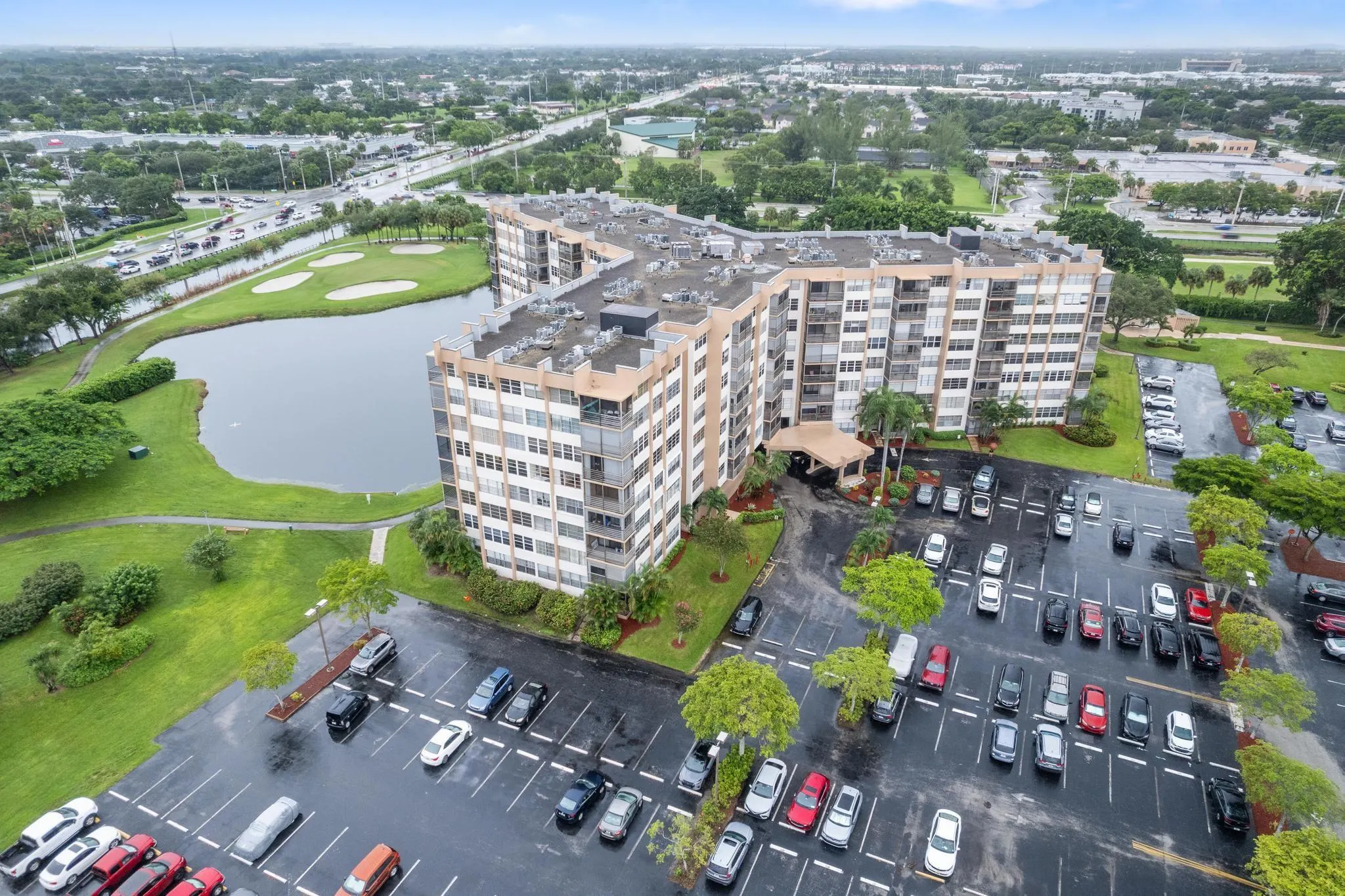 1200 Saint Charles Pl, #PH7