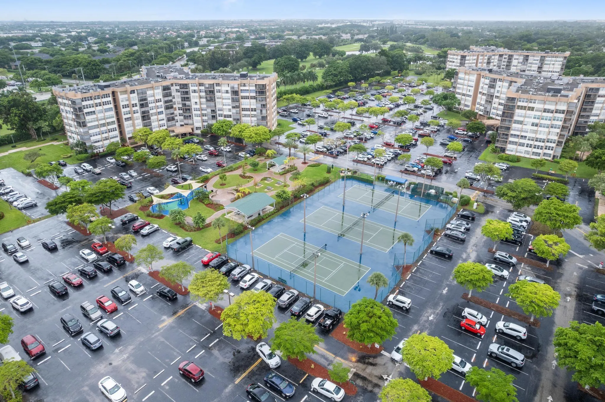 1200 Saint Charles Pl, #PH7