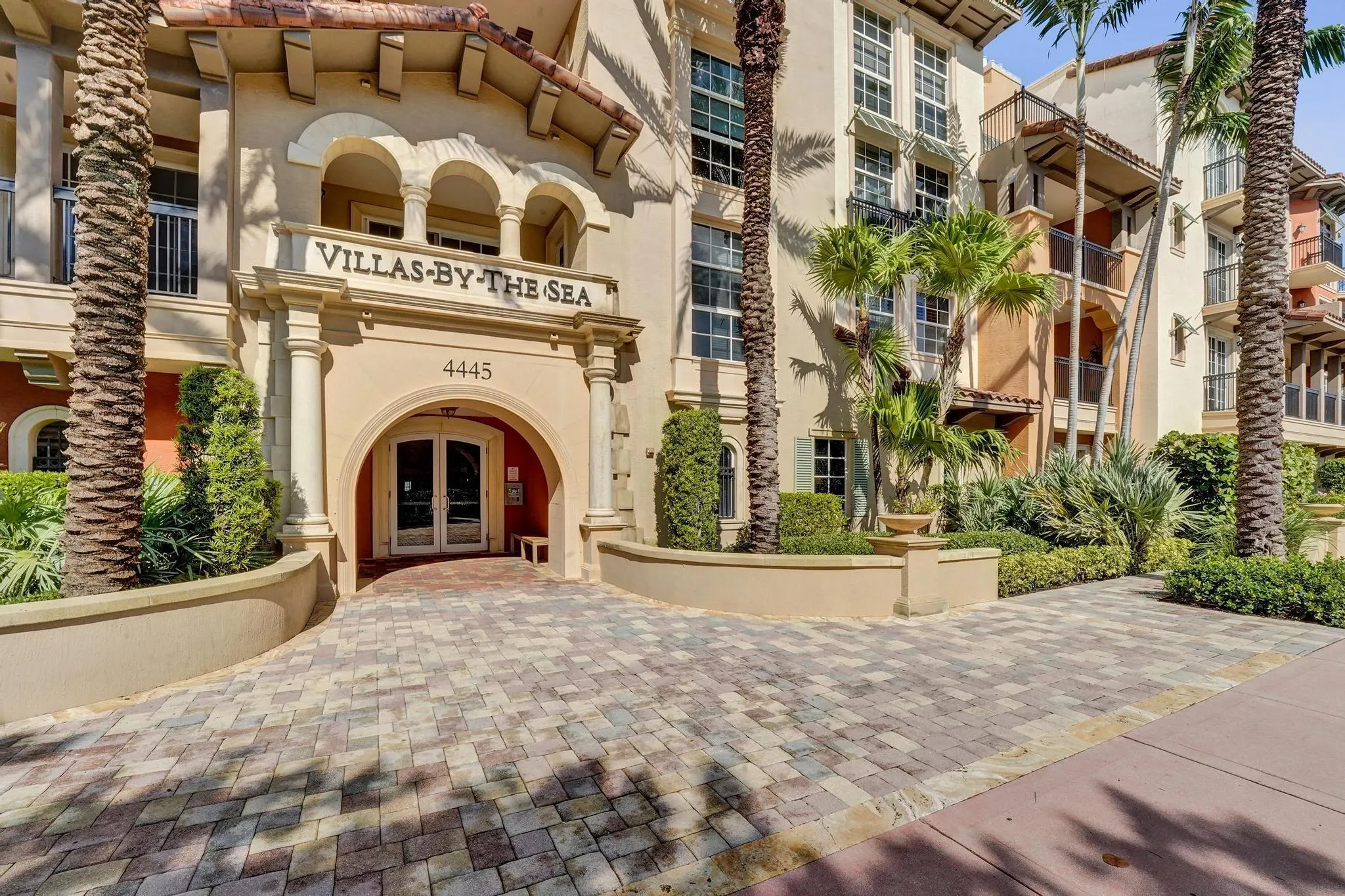 4445 El Mar Dr, #2314
