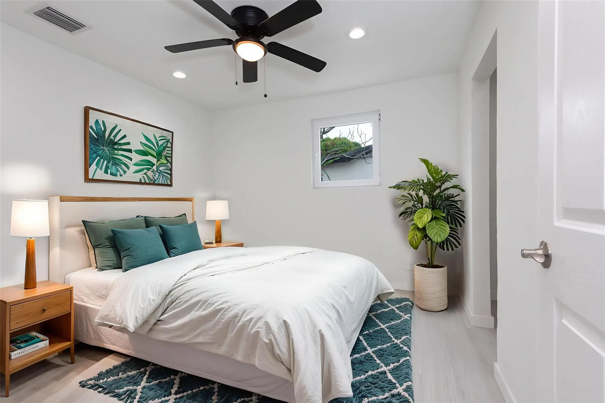 713 SW 4th Ct