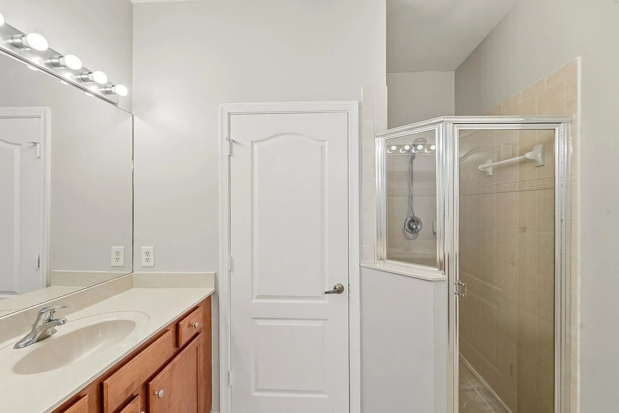 1137 NE 31st Ter