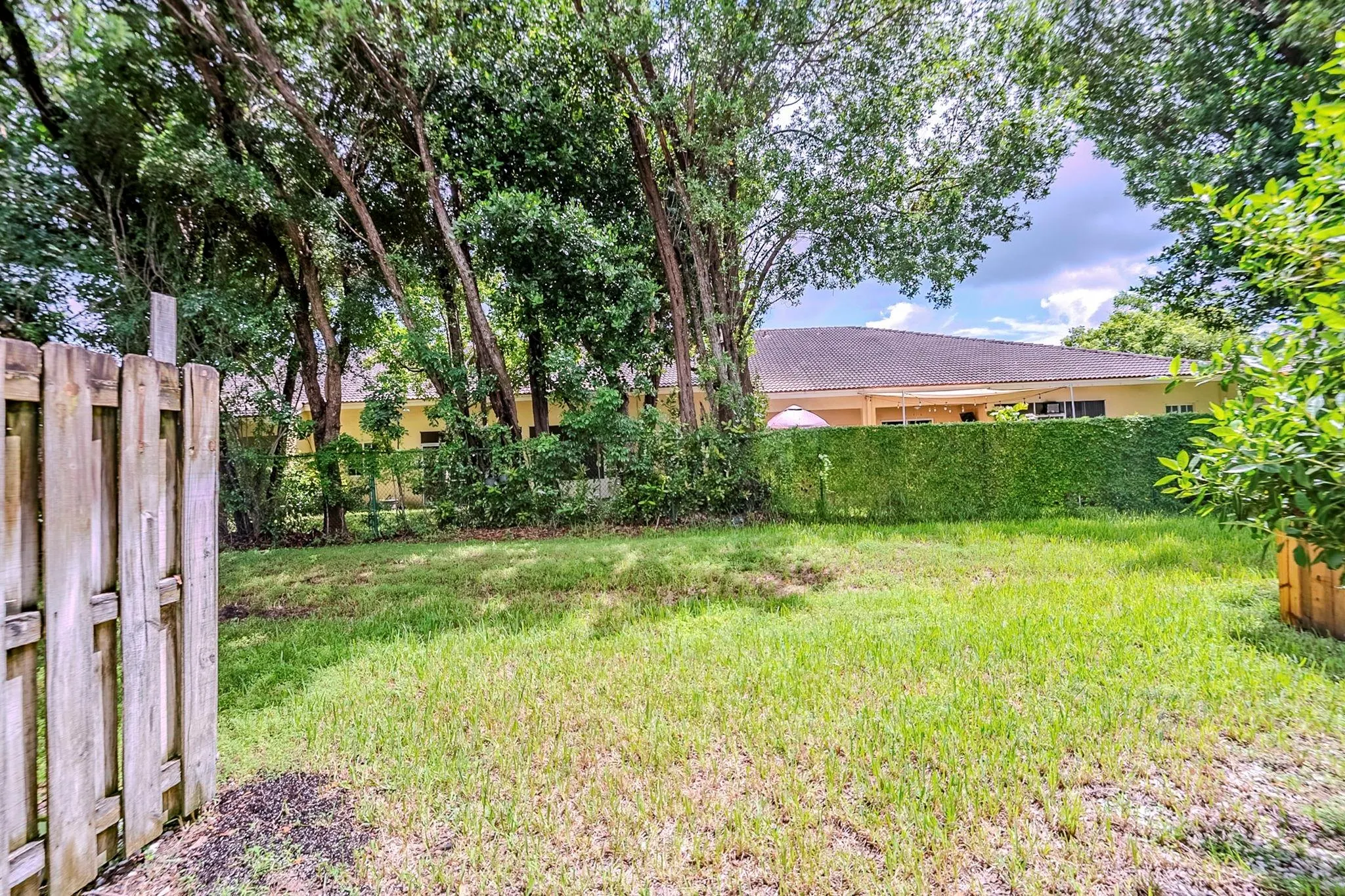 1137 NE 31st Ter