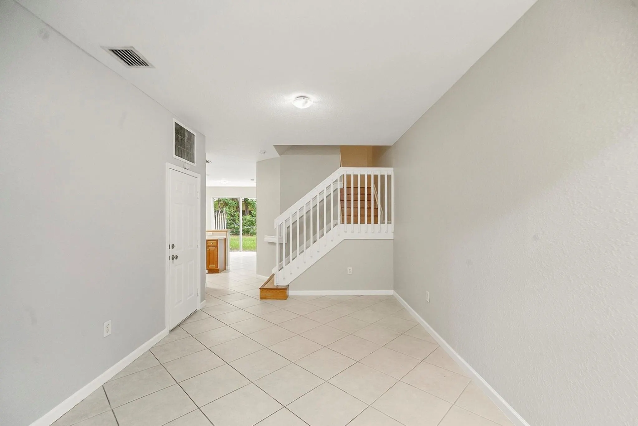1137 NE 31st Ter