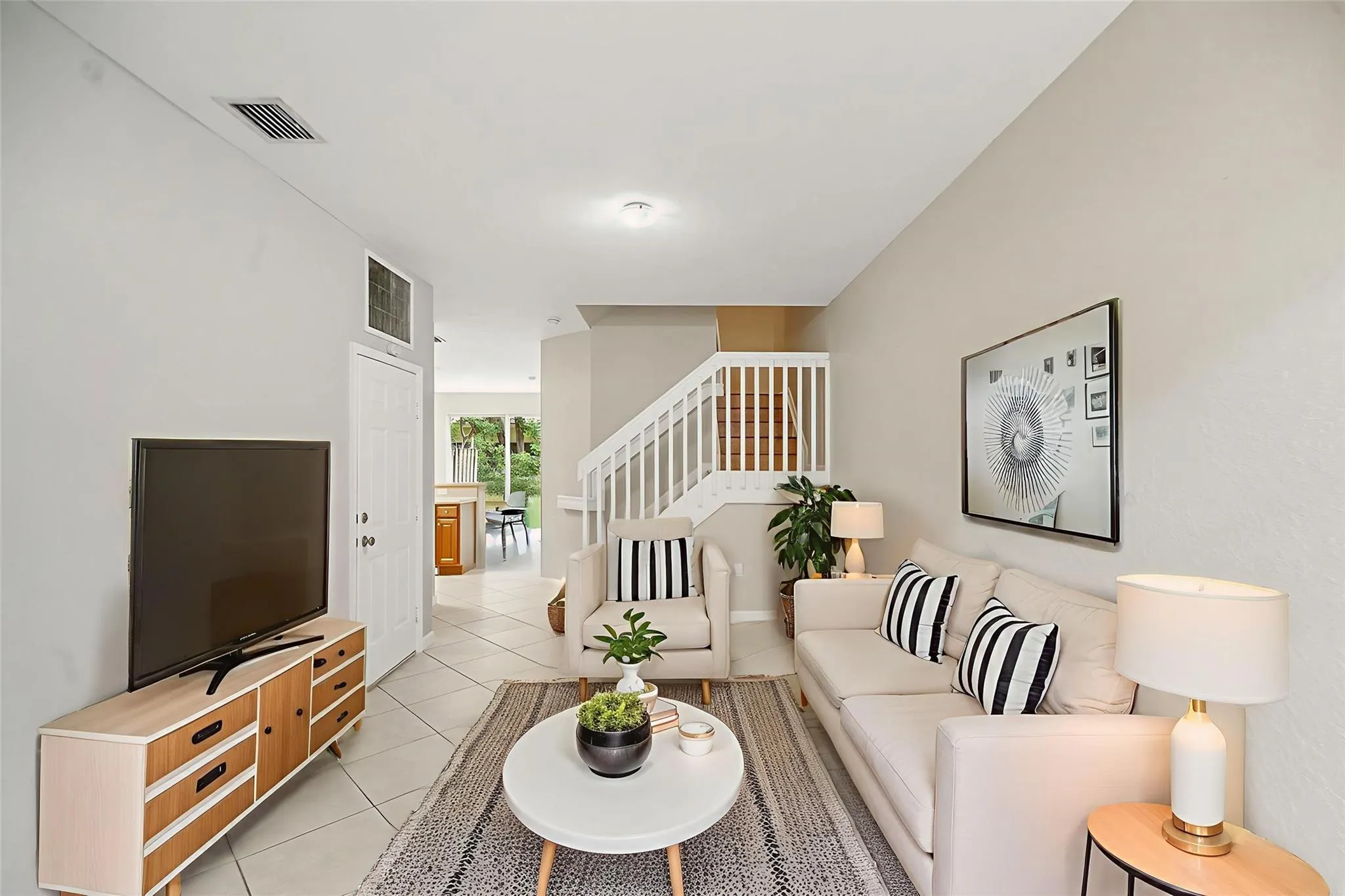 1137 NE 31st Ter