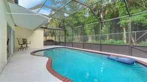 781 SW 49th Ter