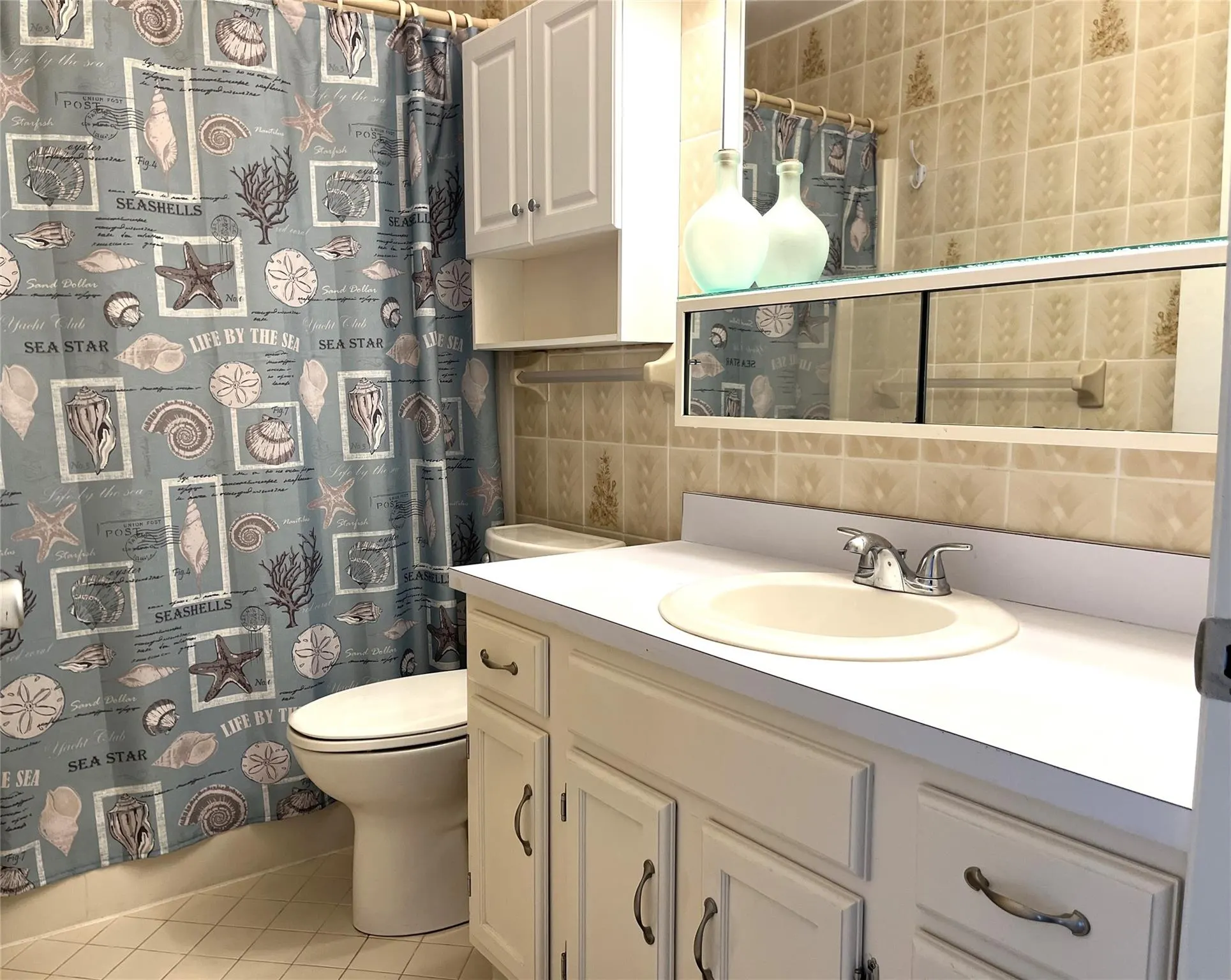 68 Royal Oak Ct, #106