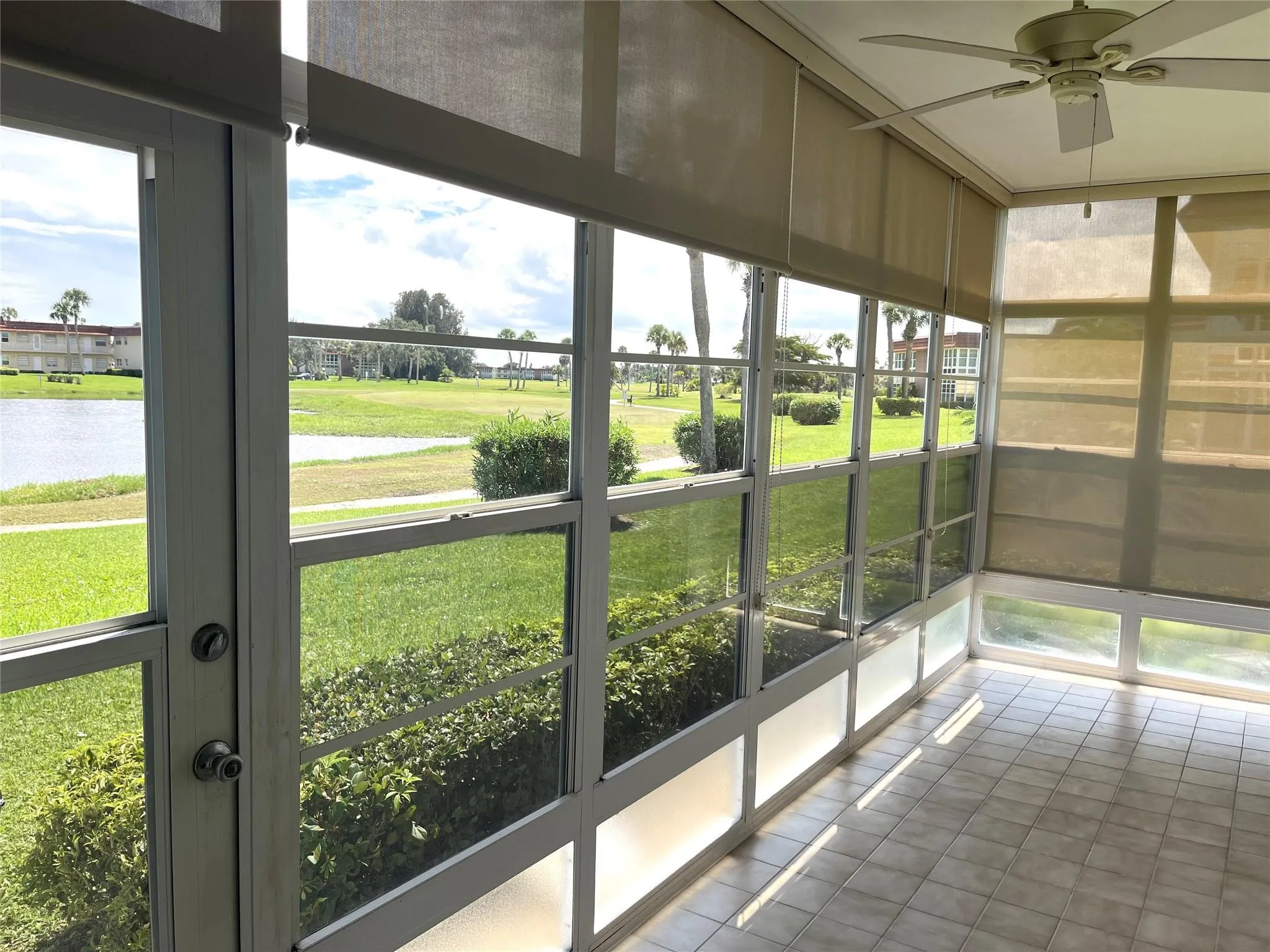 68 Royal Oak Ct, #106
