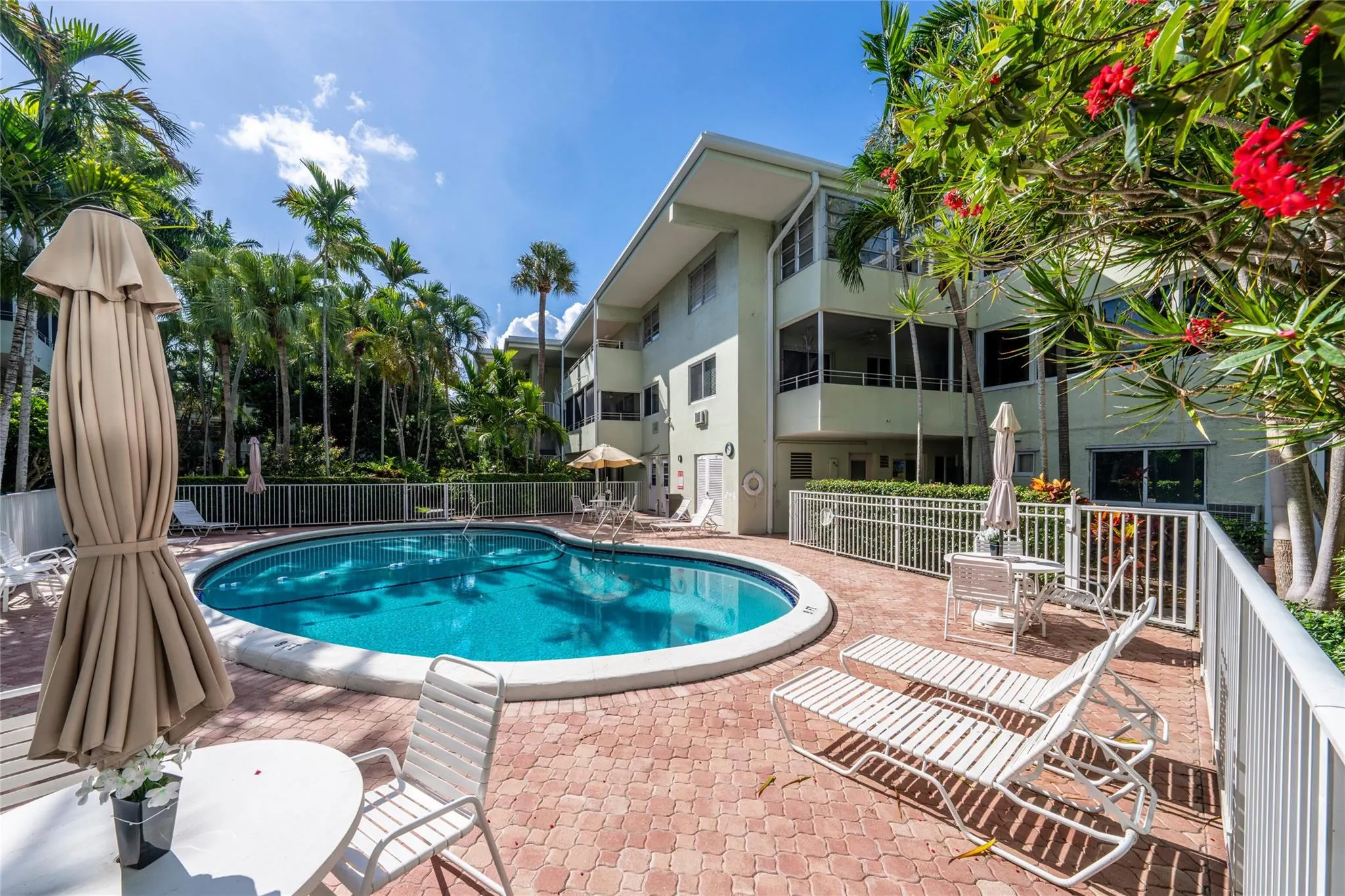 1000 SE 4th St, #117 & 118