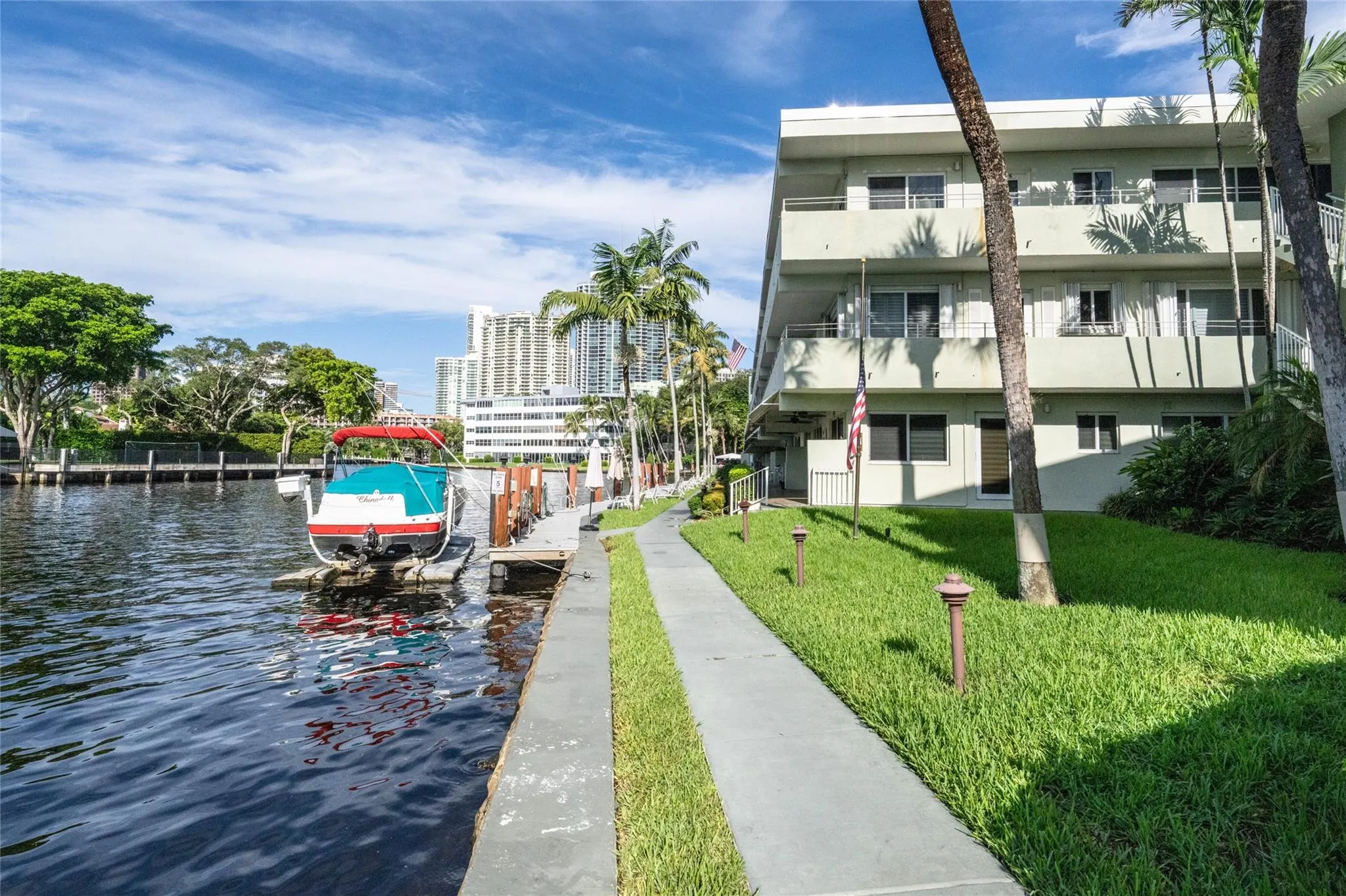 1000 SE 4th St, #117 & 118