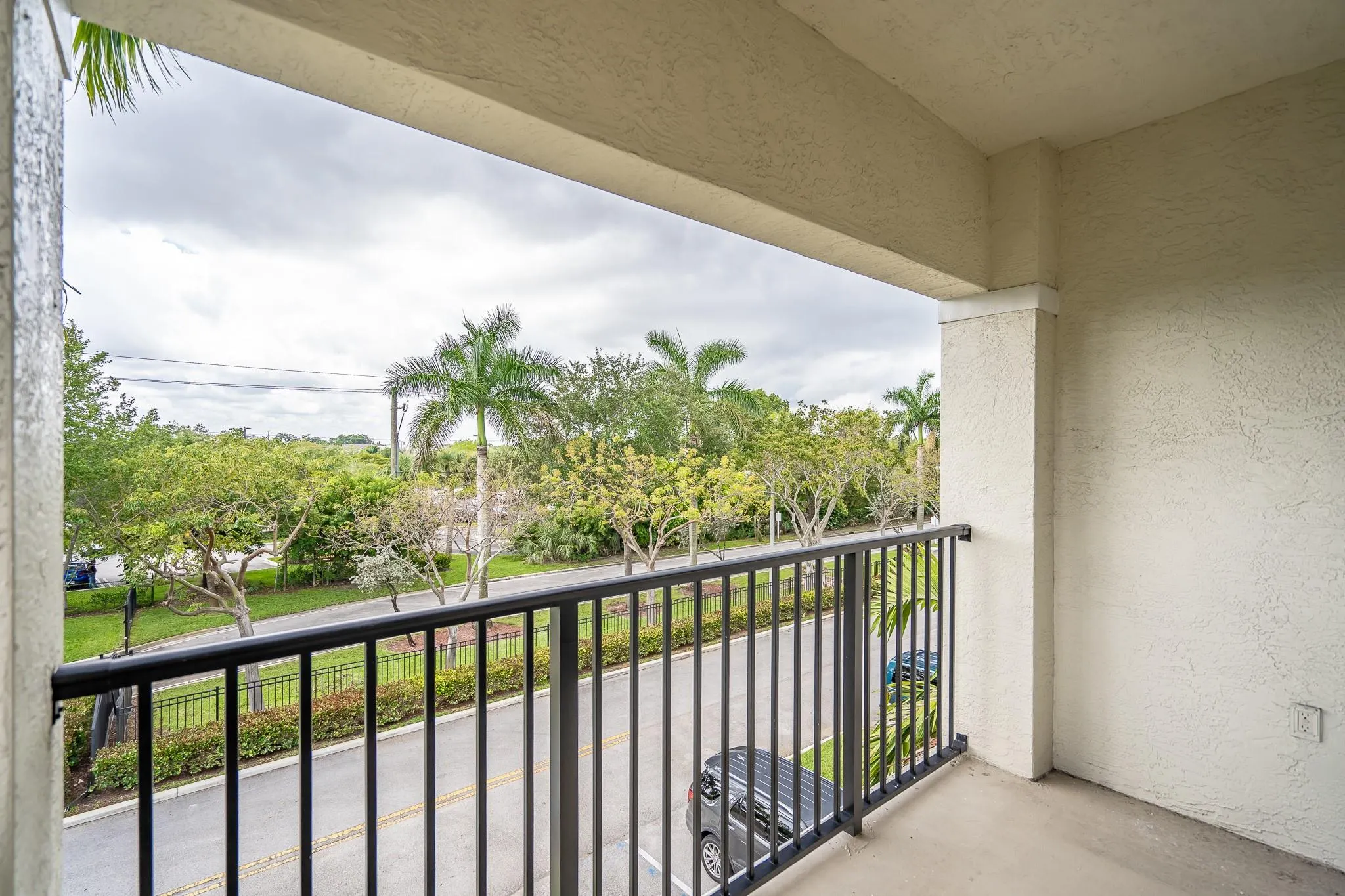 5800 W Sample Rd, #308