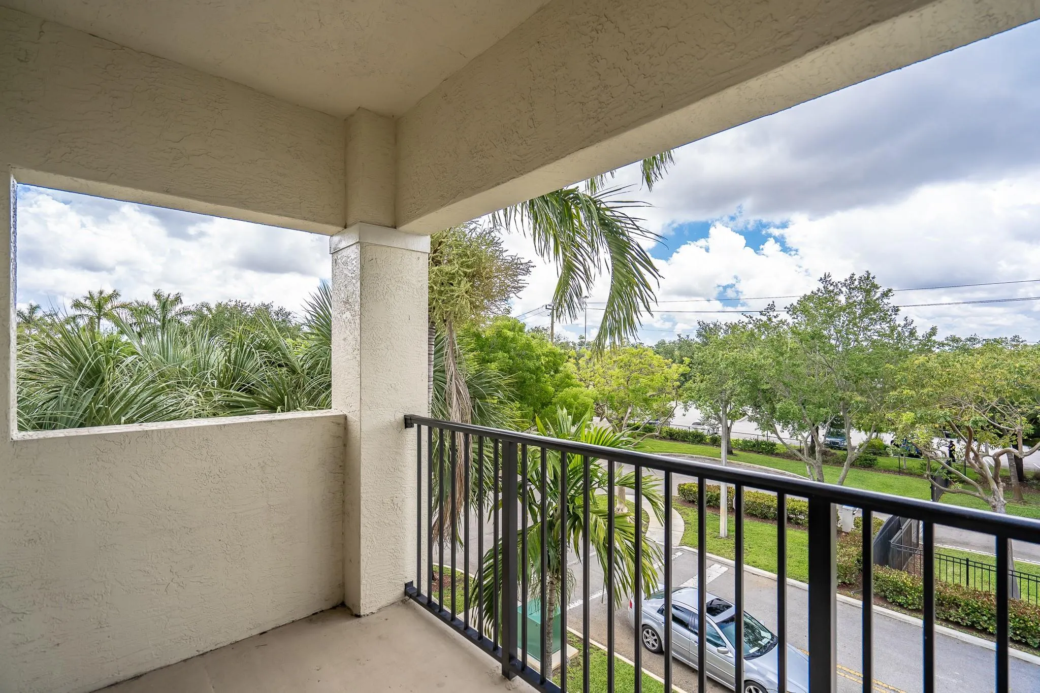 5800 W Sample Rd, #308