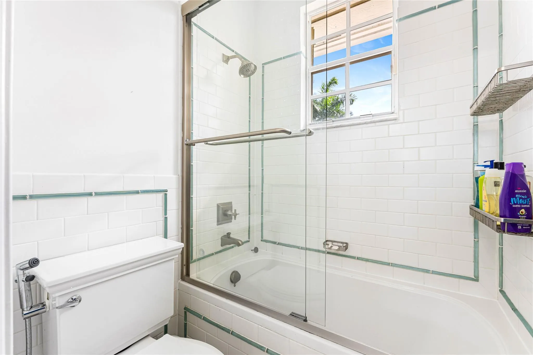 2527 Montclaire Cir