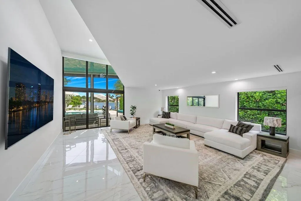 19 Gatehouse Rd