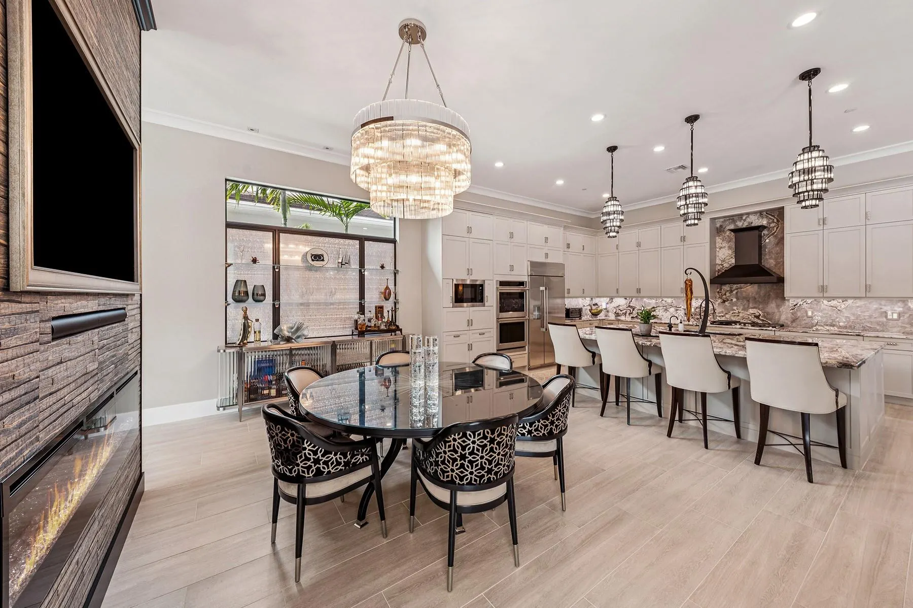 9228 Coral Isles Cir