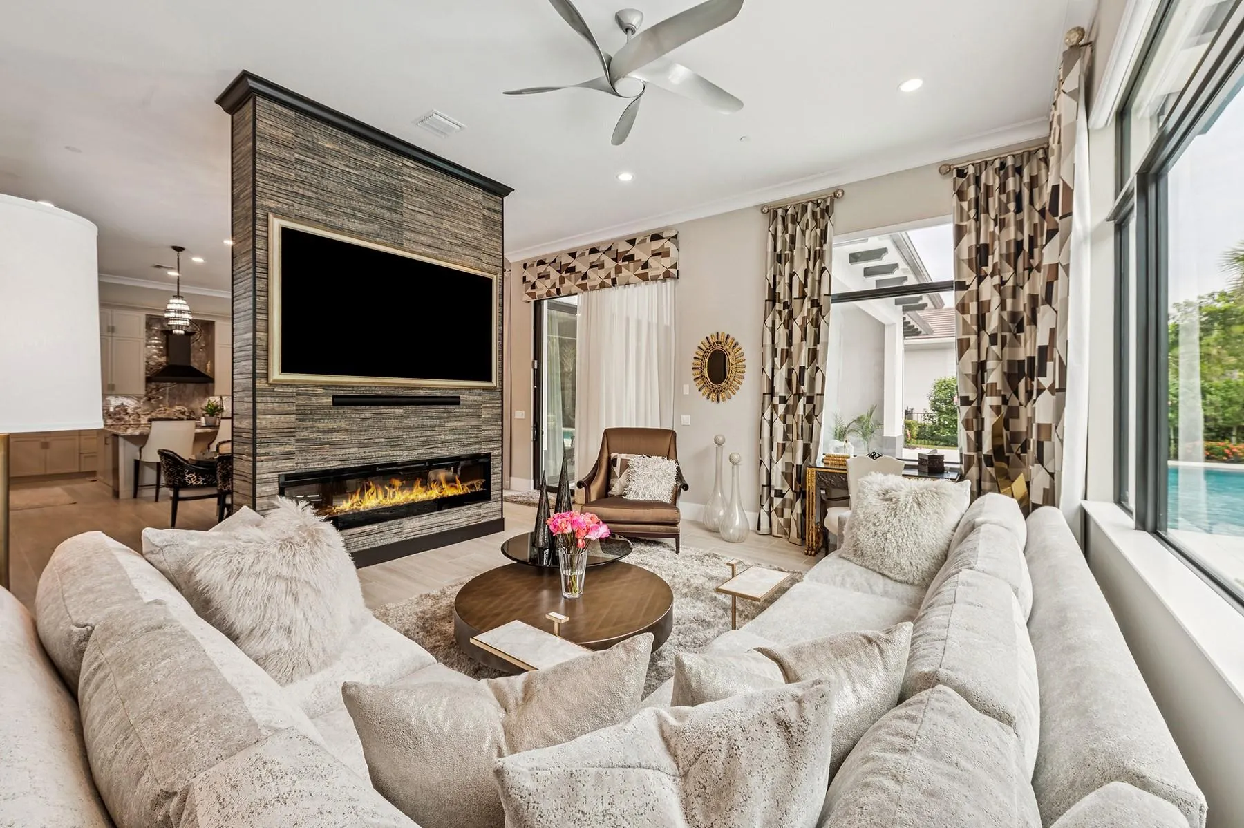 9228 Coral Isles Cir
