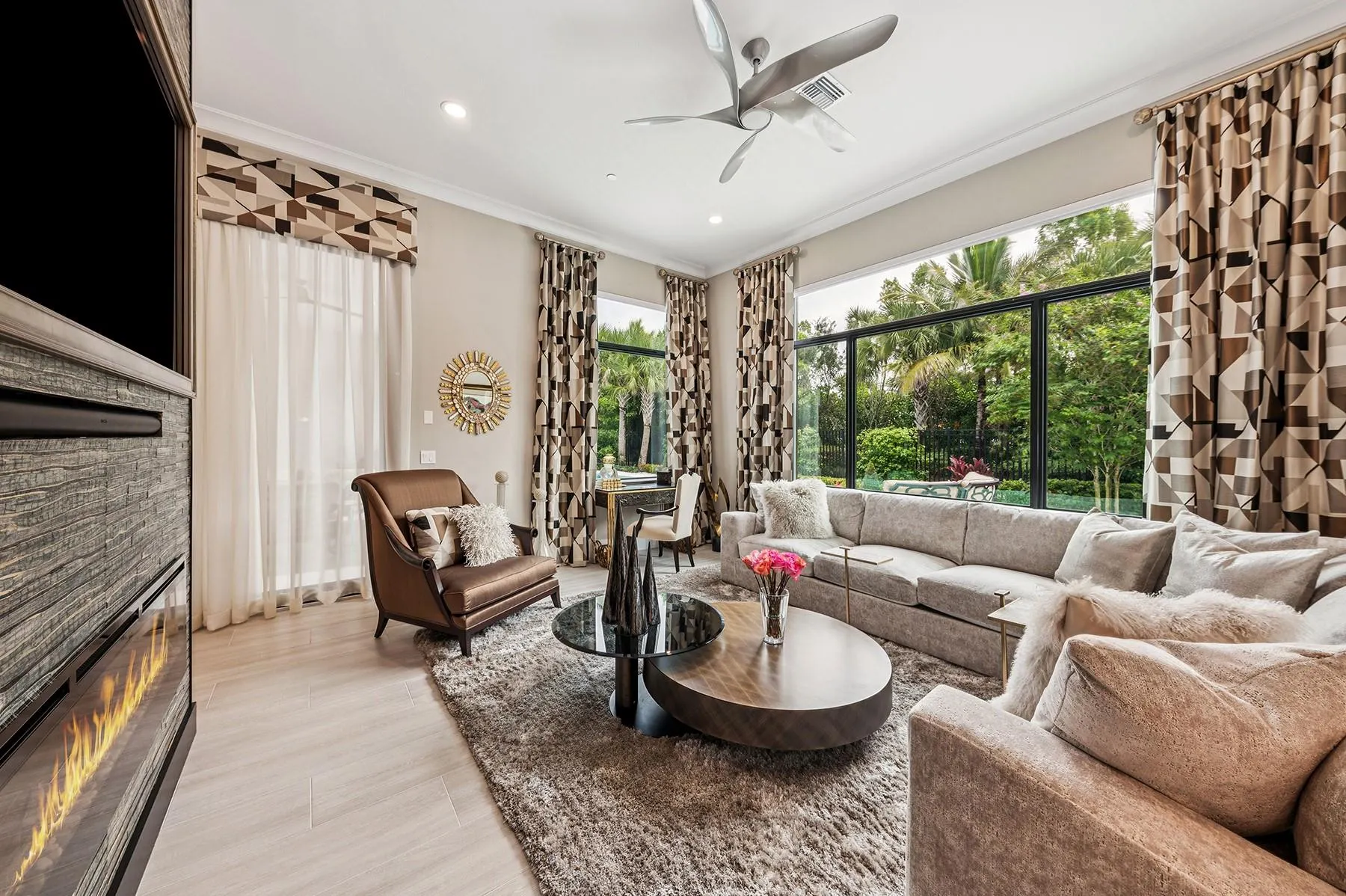 9228 Coral Isles Cir