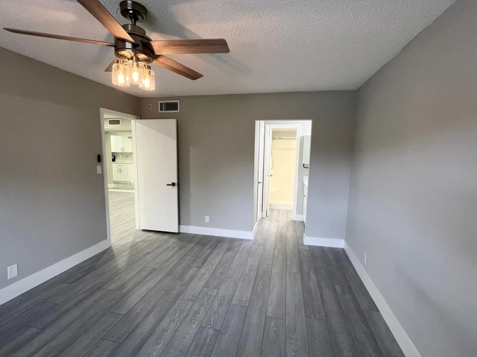 959 SE 2nd Ave, #237