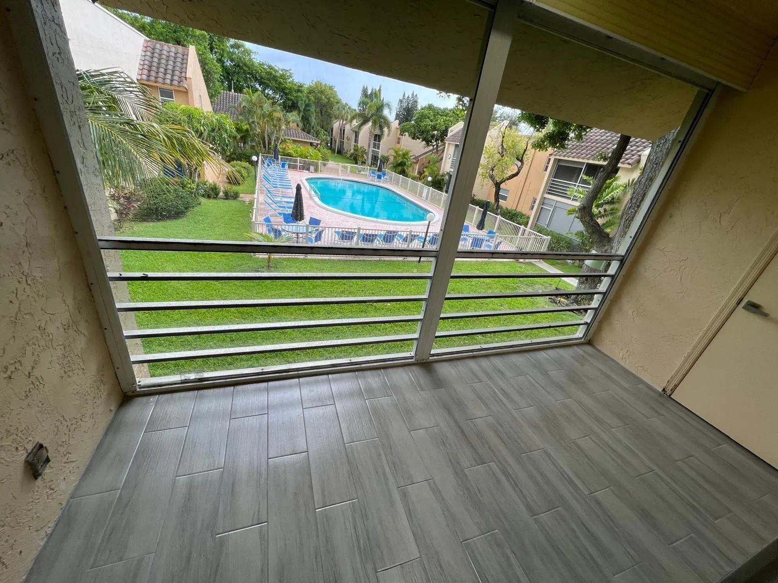 959 SE 2nd Ave, #237