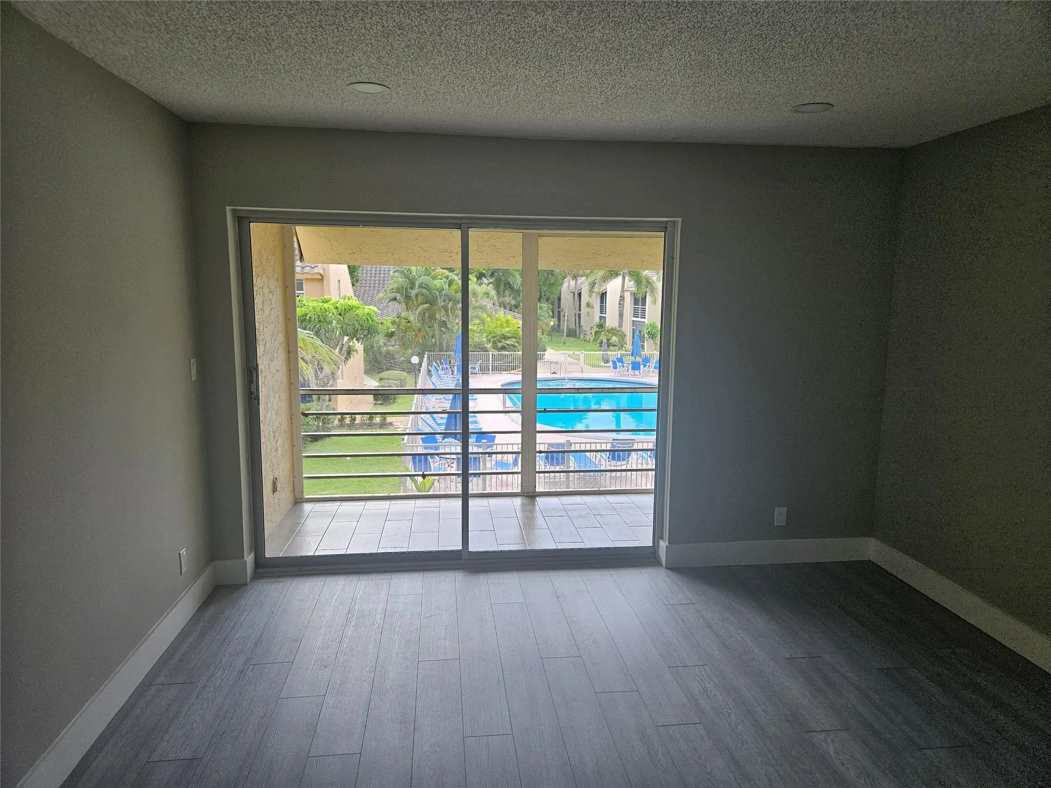 959 SE 2nd Ave, #237