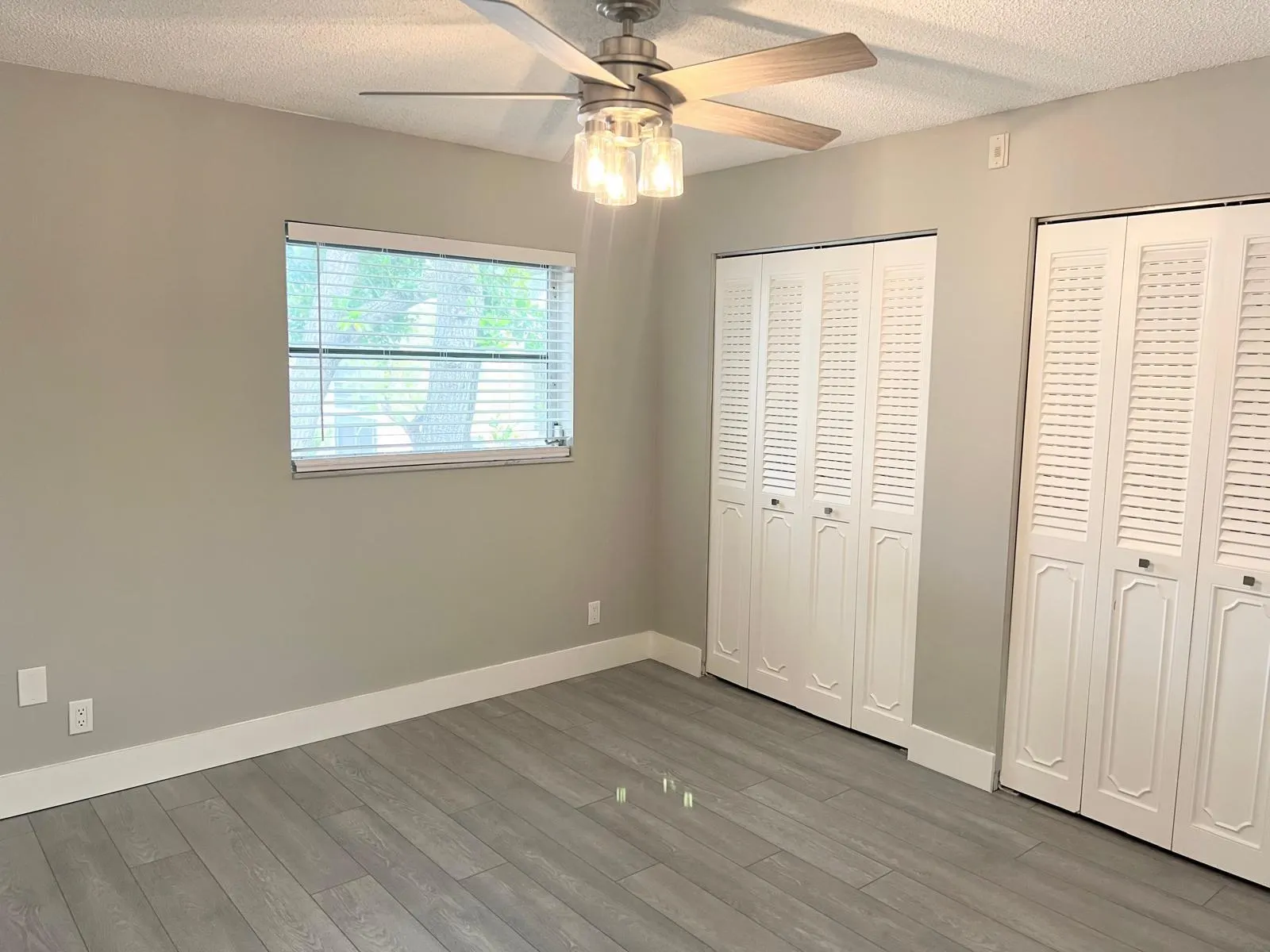 959 SE 2nd Ave, #237