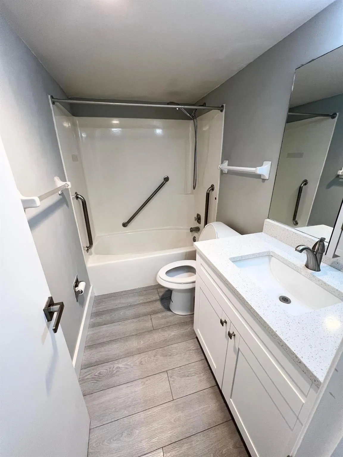 959 SE 2nd Ave, #237