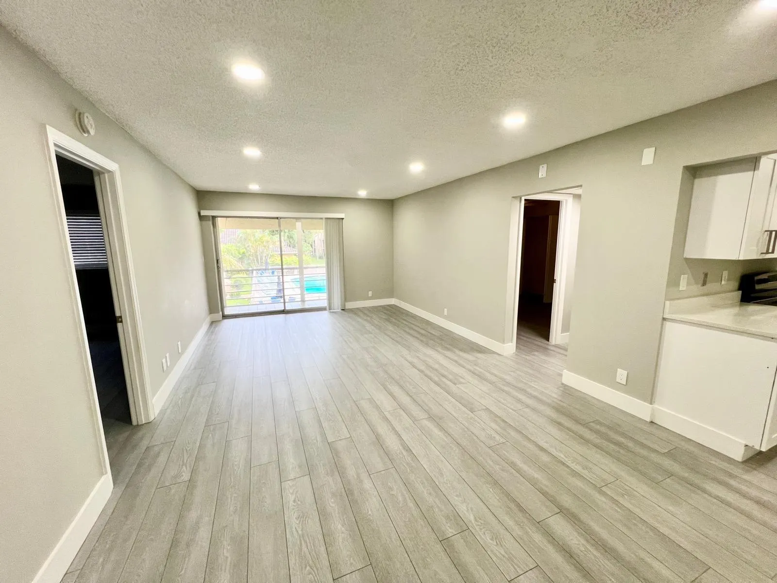 959 SE 2nd Ave, #237