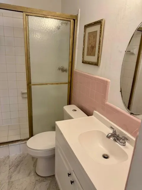 200 SE 19th St