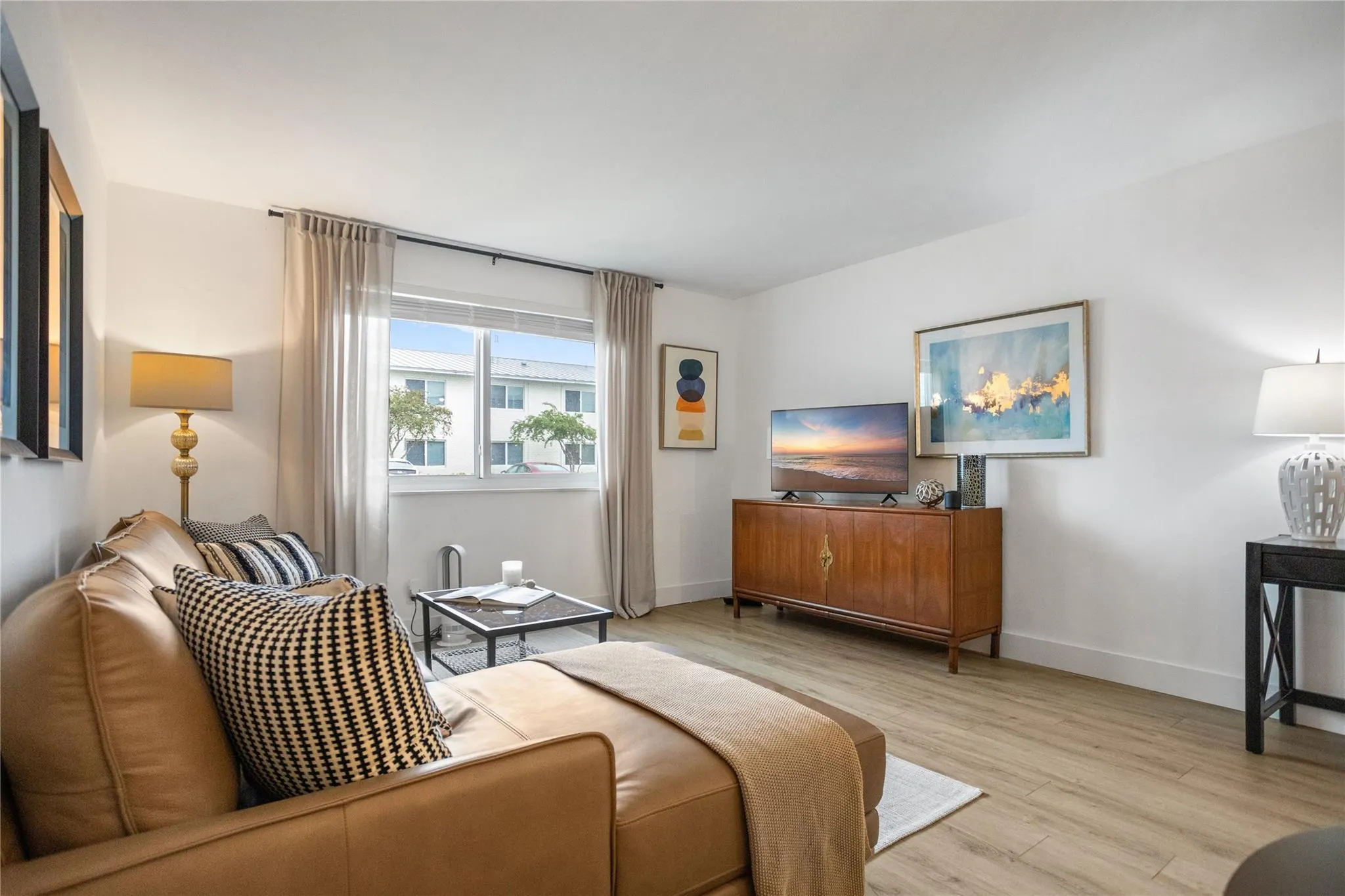 6260 NE 18th Ave, #810