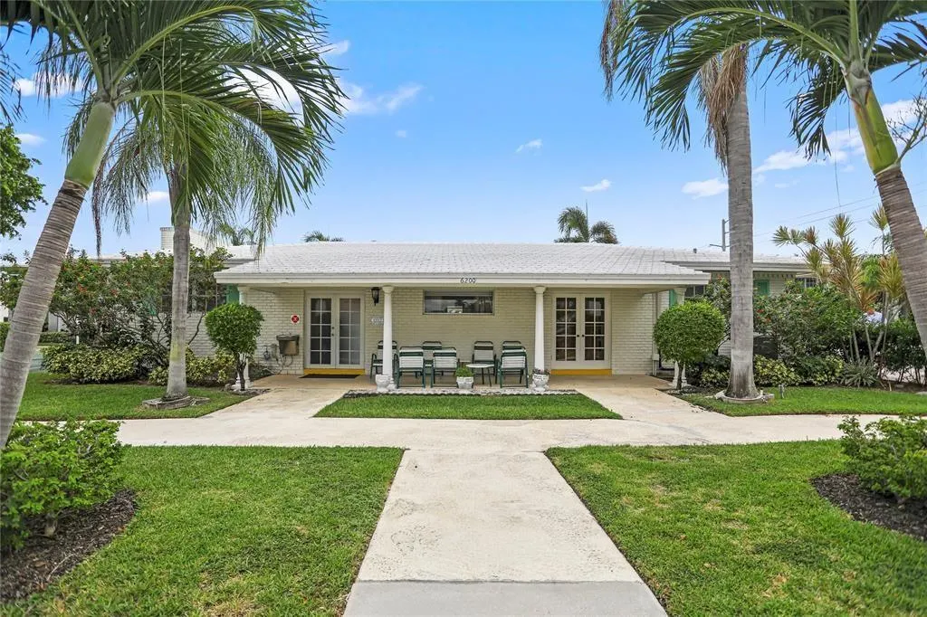 6260 NE 18th Ave, #810