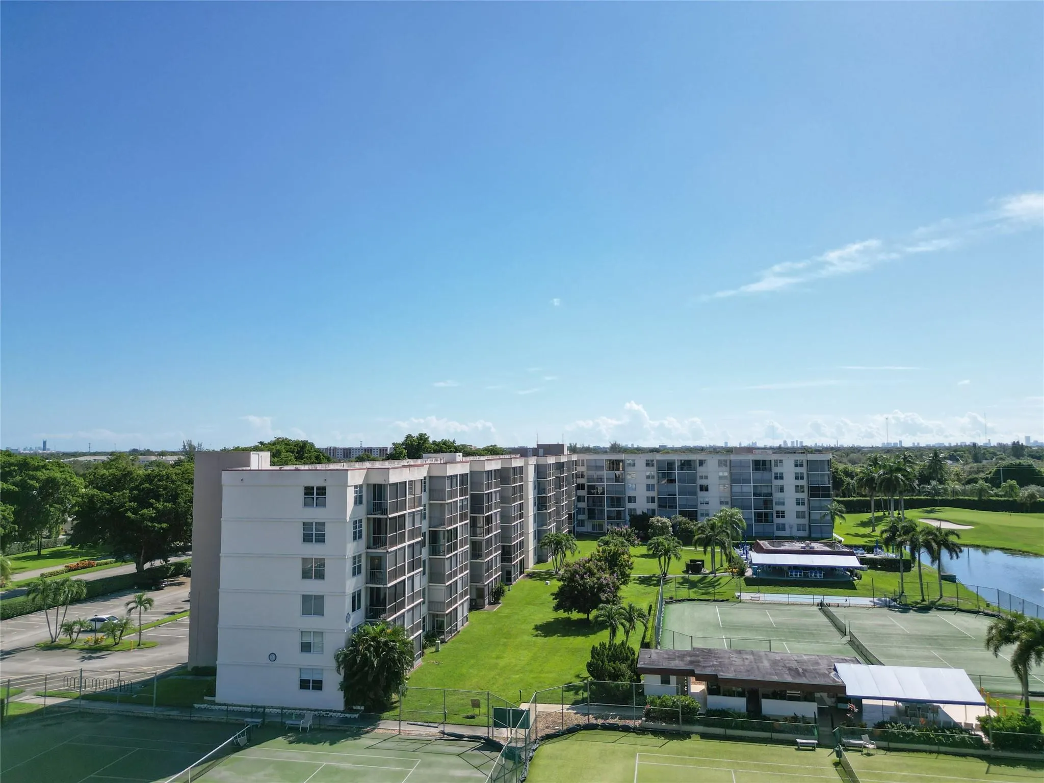 8900 Washington Blvd, #115