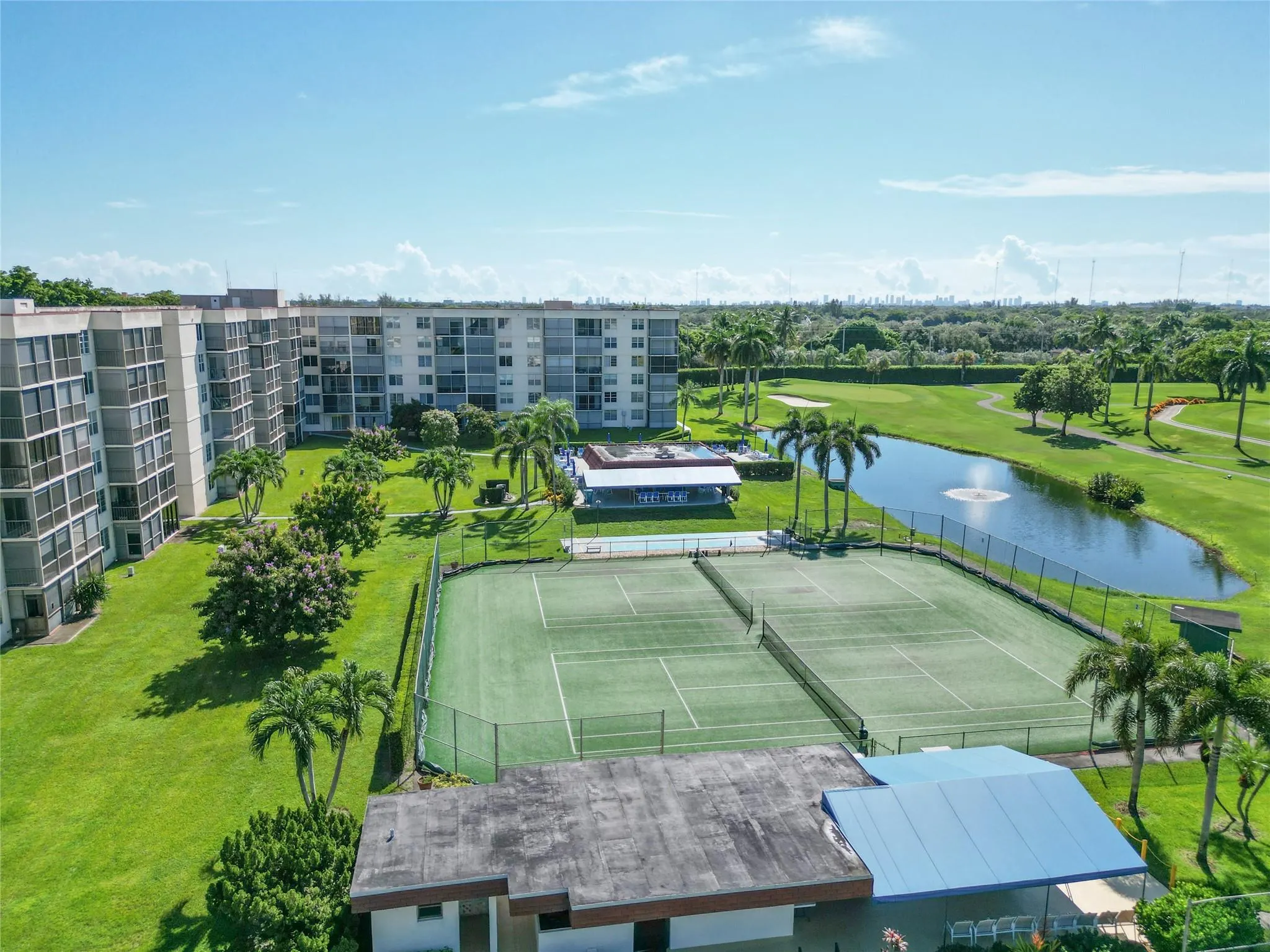 8900 Washington Blvd, #115