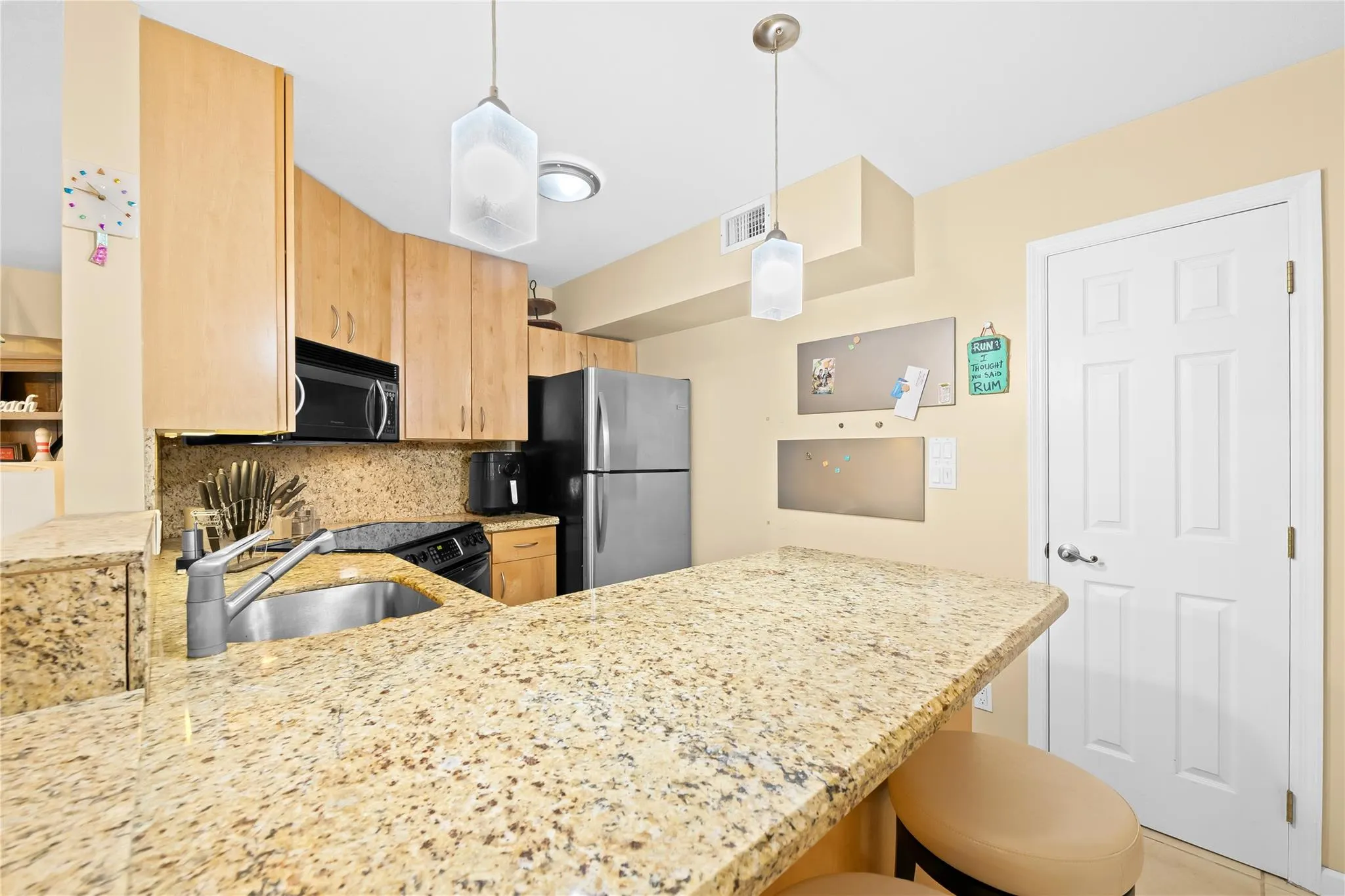 95 N Birch Rd, #304