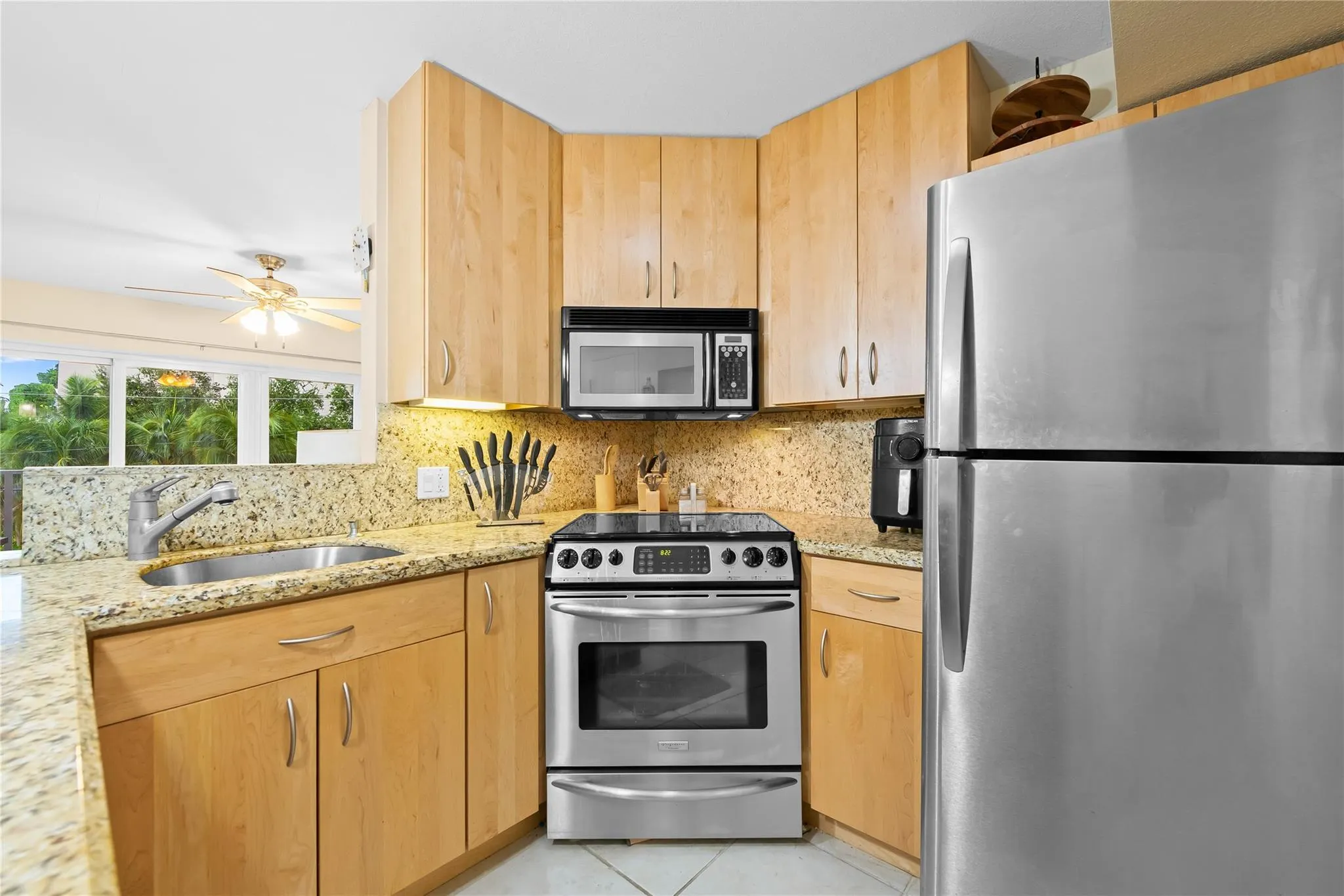 95 N Birch Rd, #304