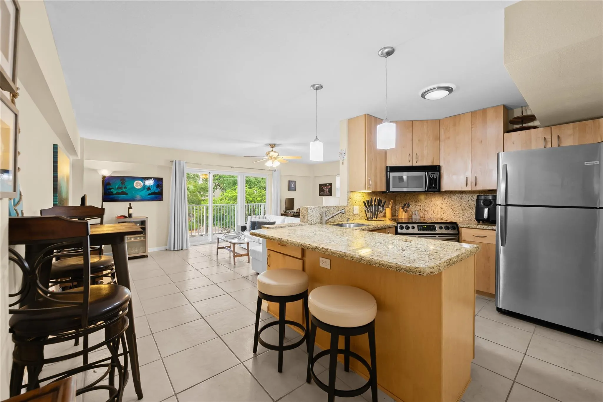 95 N Birch Rd, #304